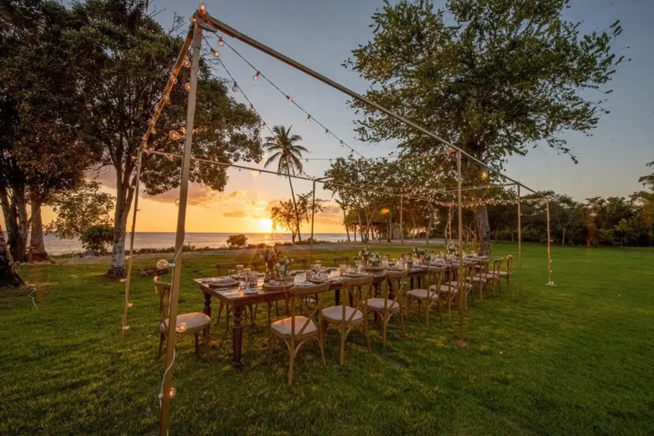 Seaside garden venue at Secrets La Romana