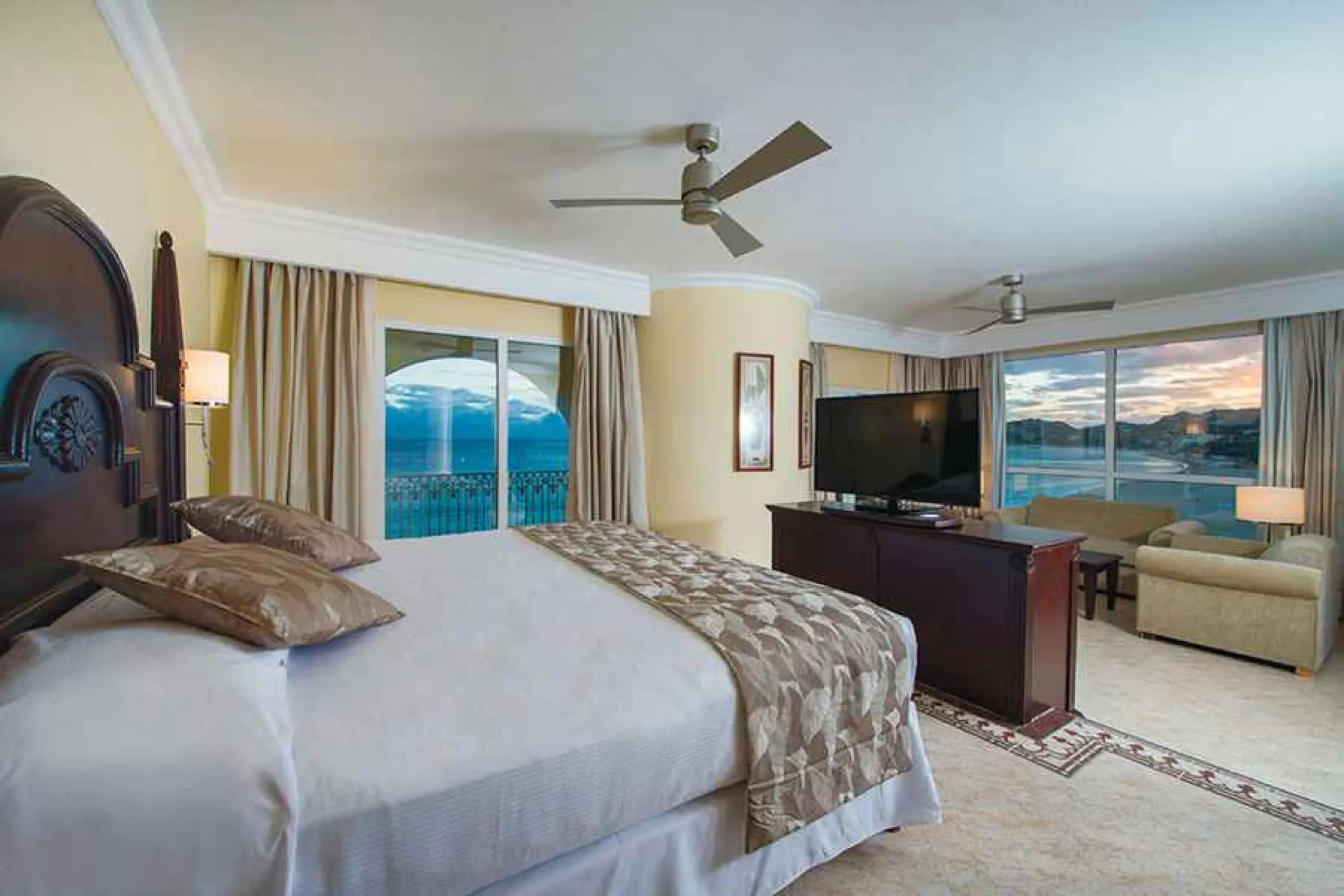 Riu Palace Cabo San Lucas guest suite with ocean views, Cabo San Lucas