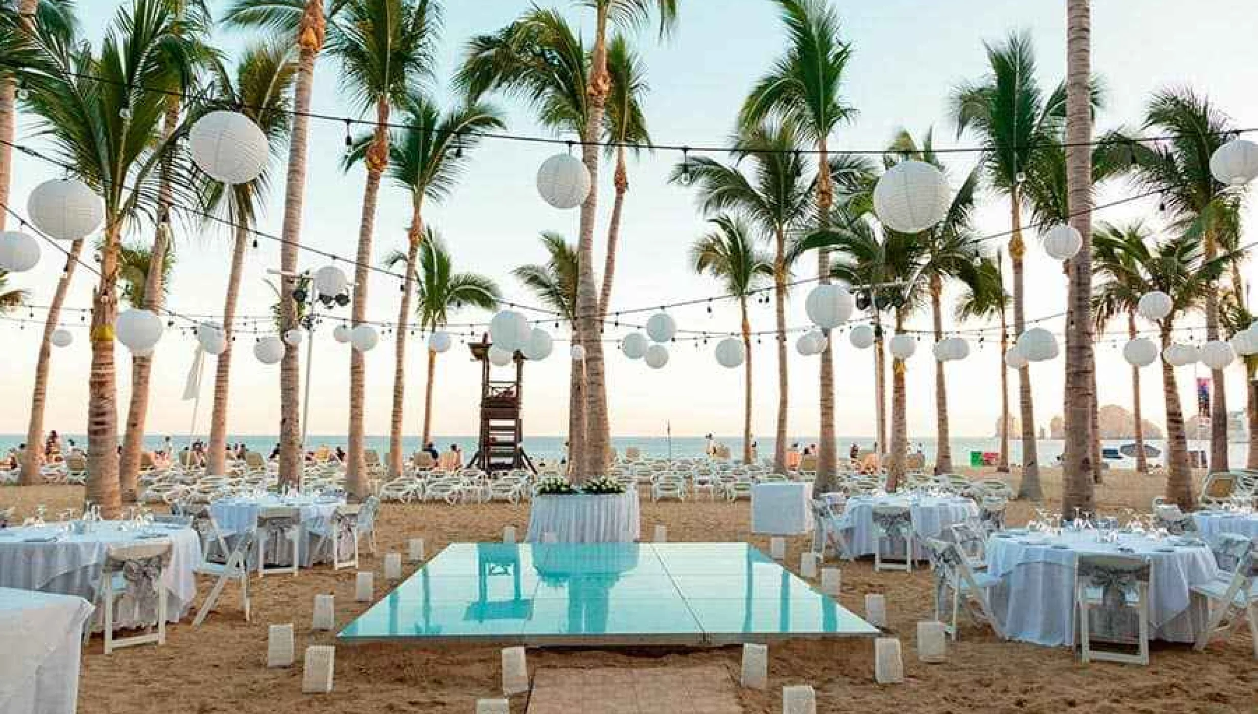 Beach wedding venue at Hotel riu palace cabo