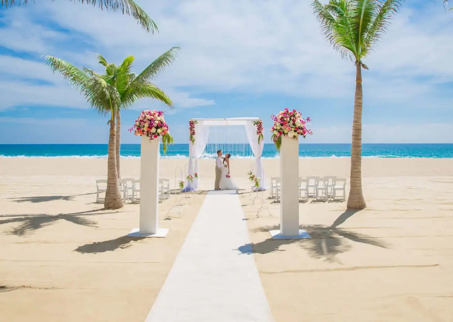 Couple at Hyatt Ziva Los Cabos Beach venue