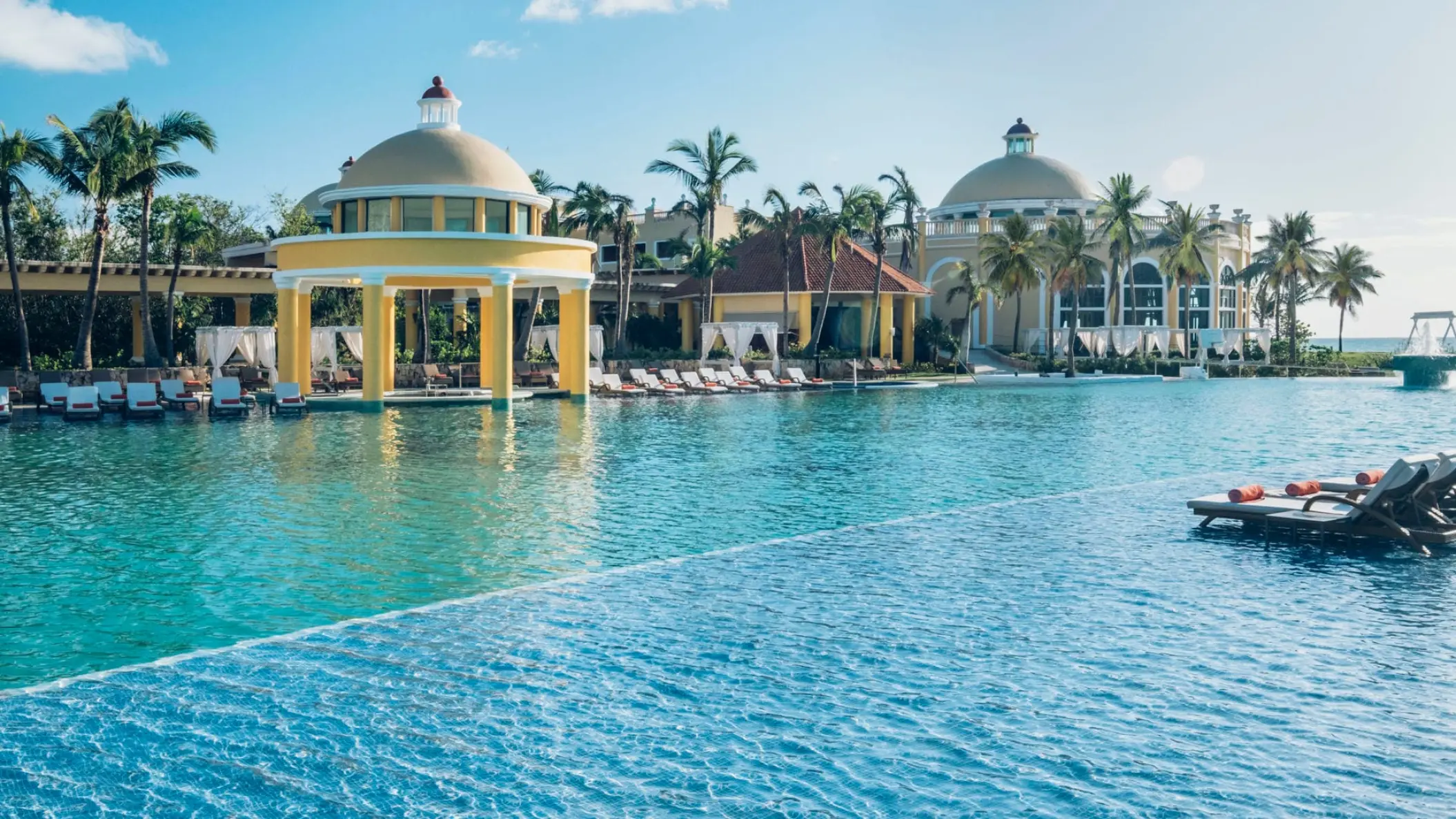 JOIA Paraiso by Iberostar large swimming pool and domed pavilions, Riviera Maya