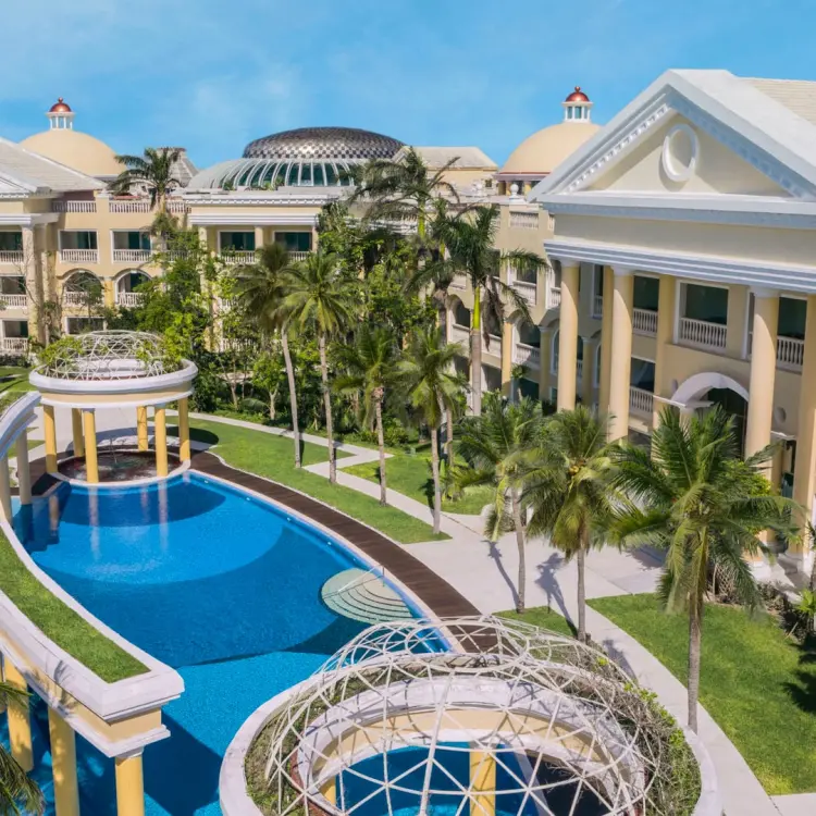 JOIA Paraiso by Iberostar swimming pool and neoclassical buildings, Riviera Maya