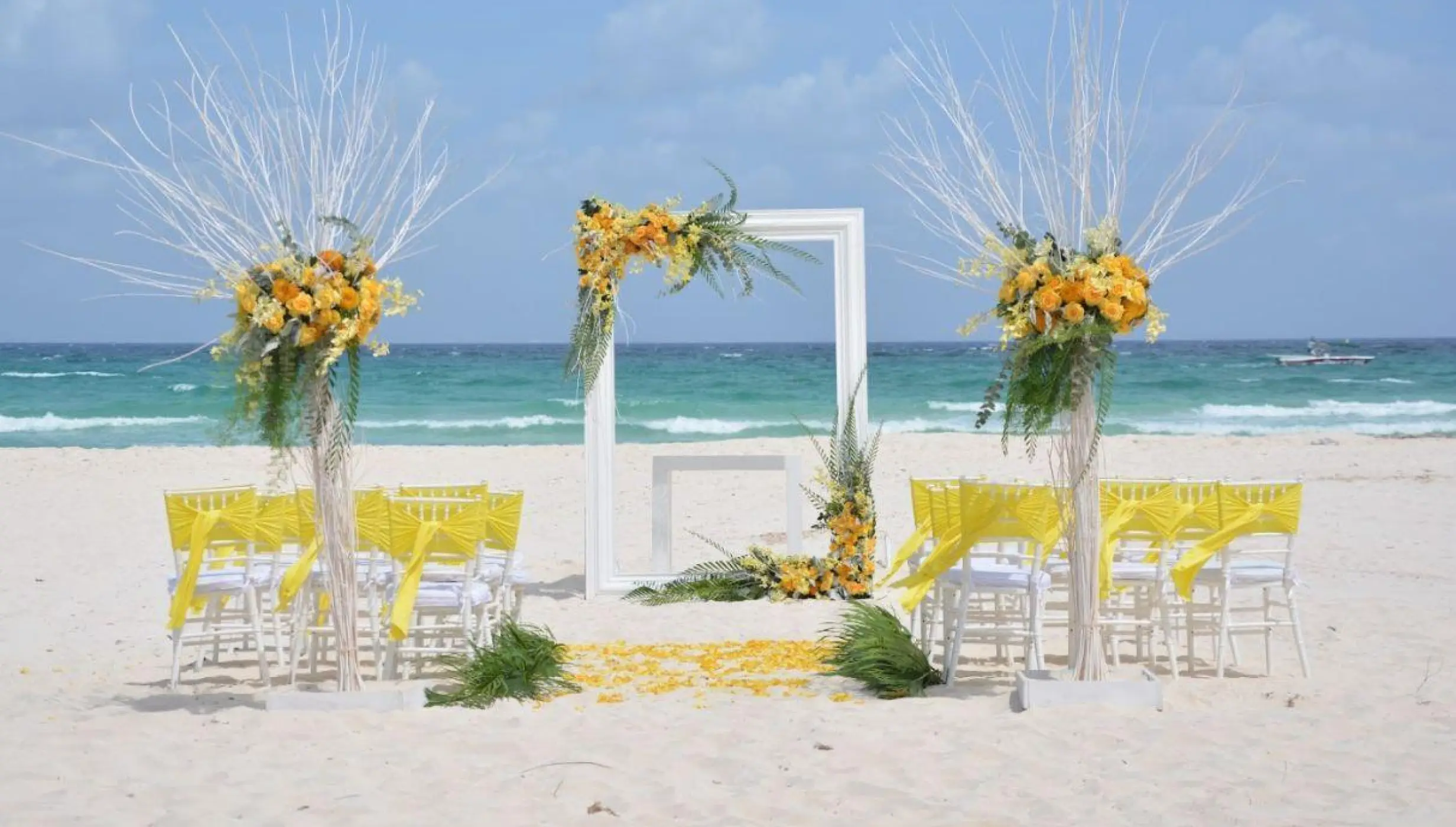 Ceremony decor in Beach venue at Iberostar Quetzal and Iberostar Tucan
