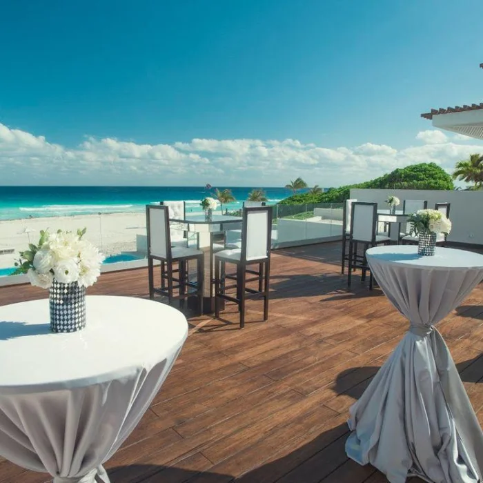 Cocktail party in the coral terrace at Coral Level at Iberostar Selection Cancun