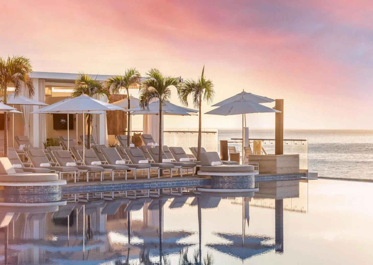 Pool area at Le Blanc Spa Resort Los Cabos