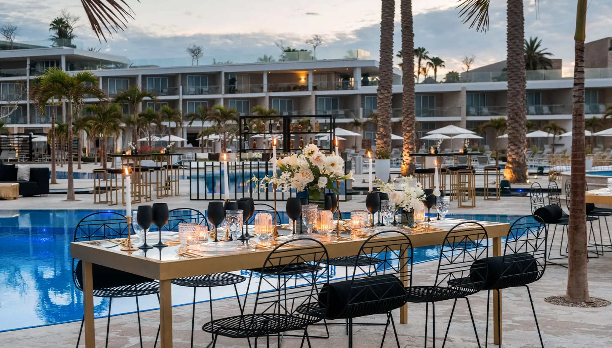 Cocktail party in Palm Pool Terrace at Le Blanc Spa Resort Los Cabos