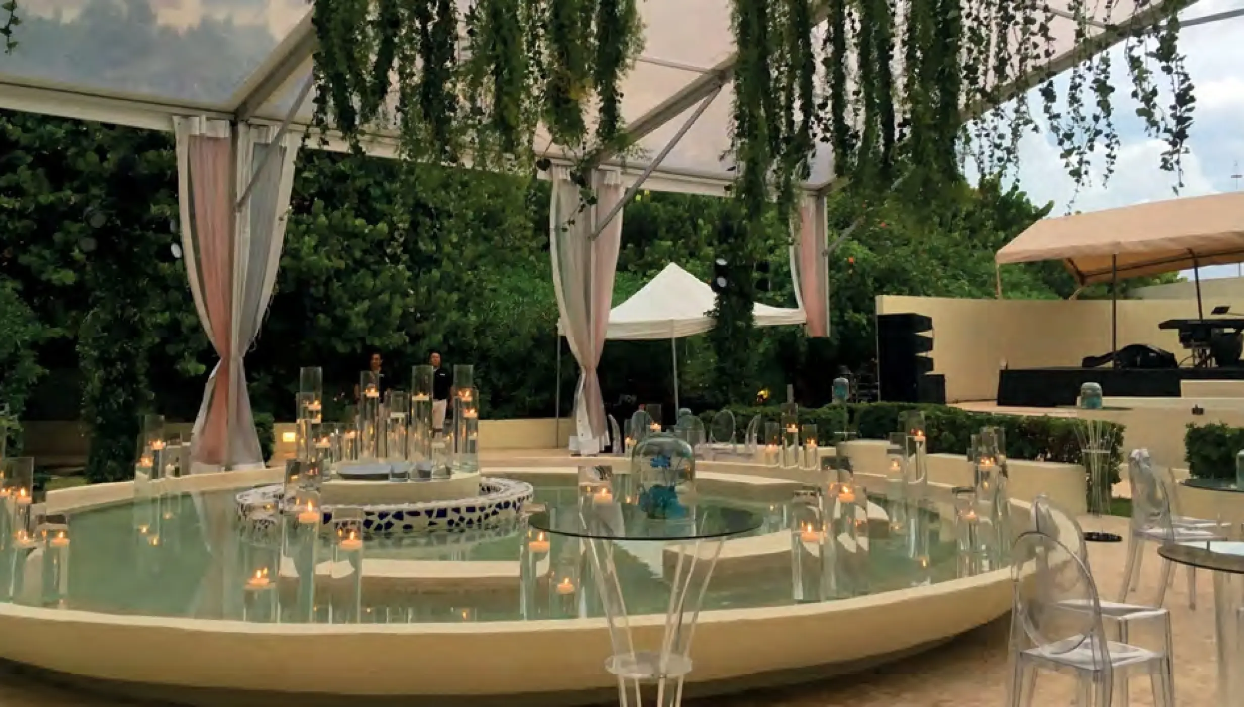 Live Aqua Garden of senses