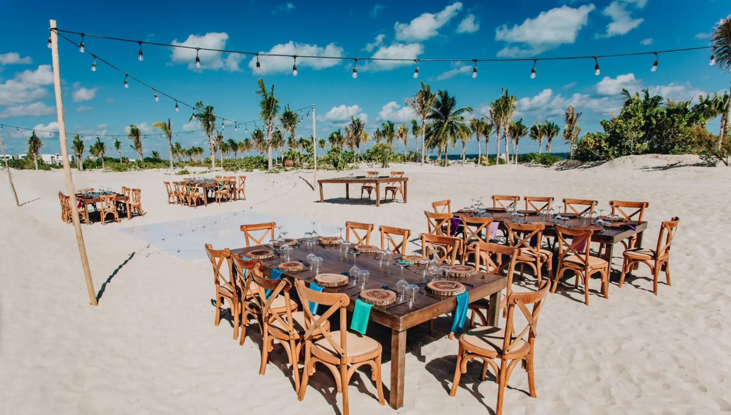Dinner reception in beach venue at majestic elegance costa mujeres