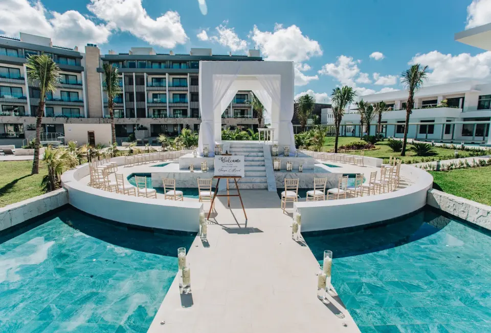 Ceremony decor in the garden gazebo at Majestic Elegance Costa Mujeres