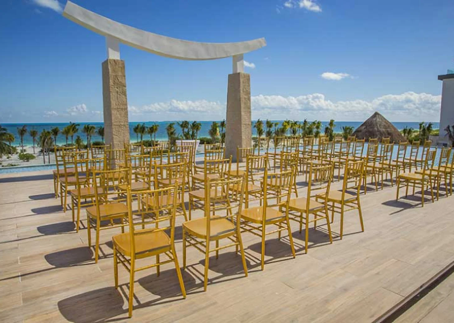 MAJESTIC ELEGANCE MUJERES SKY WEDDING VENUE