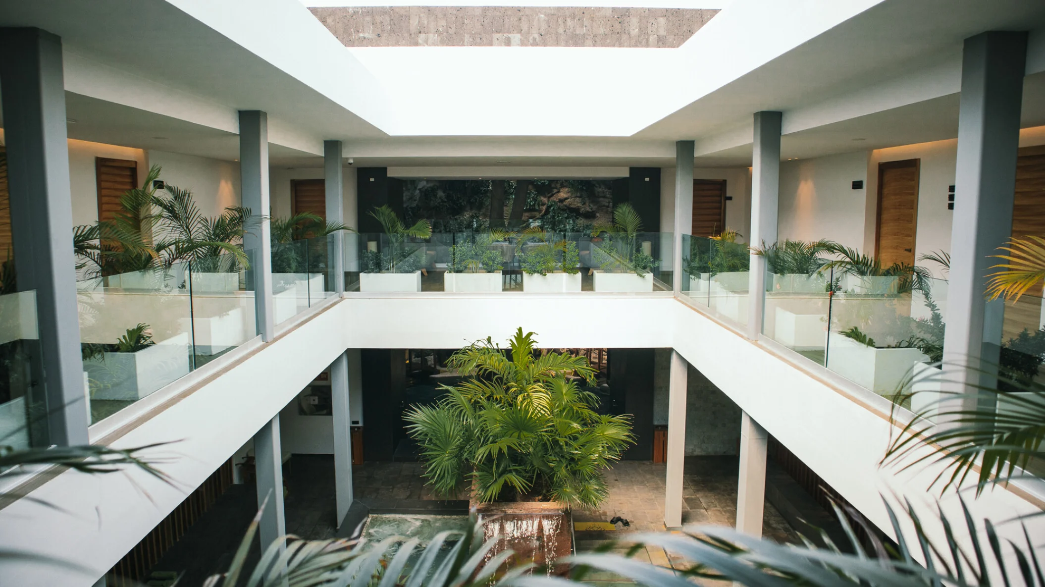 Spa at MAJESTIC ELEGANCE MUJERES