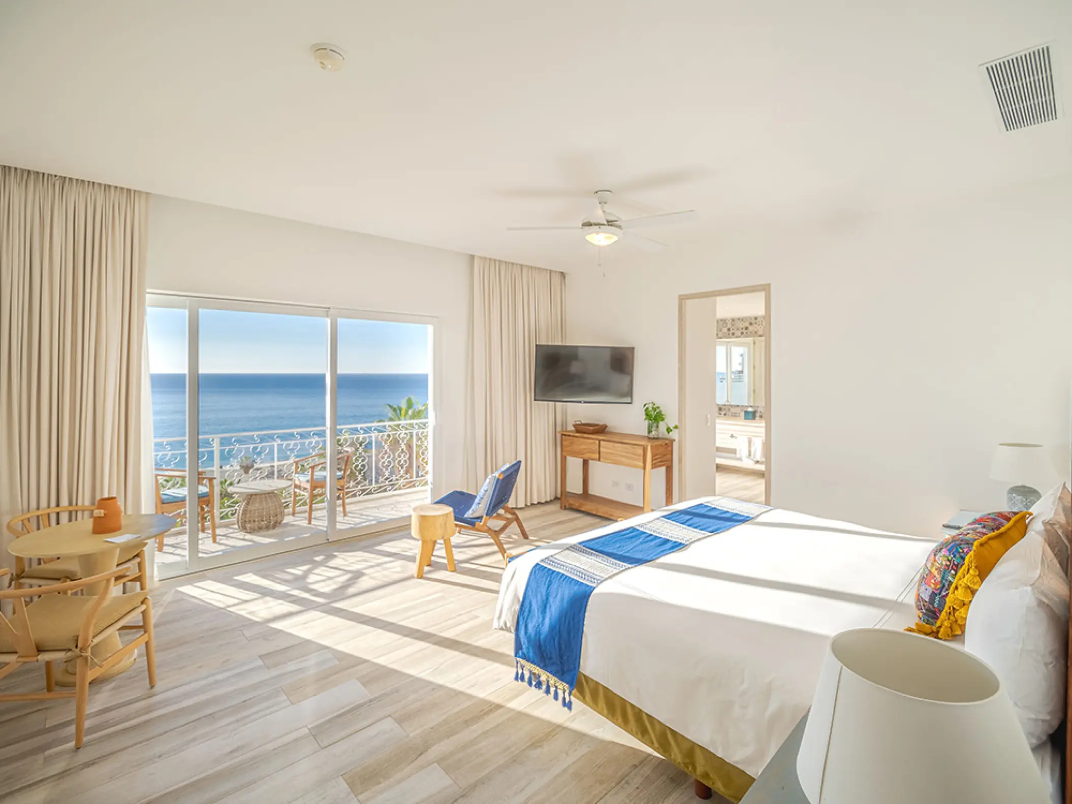 Mar Del Cabo oceanfront suite with a balcony overlooking the sea, Cabo San Lucas