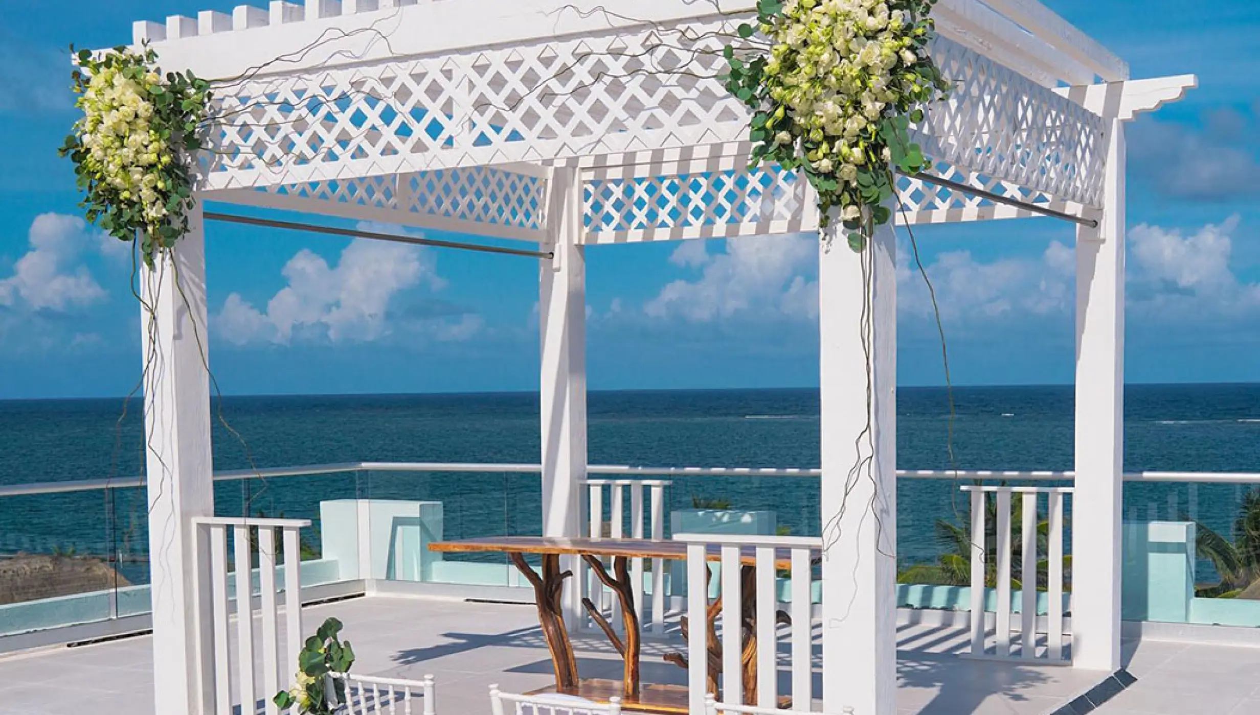 Ceremony decor in Sky Wedding at Margaritaville Island Reserve Riviera Cancun.