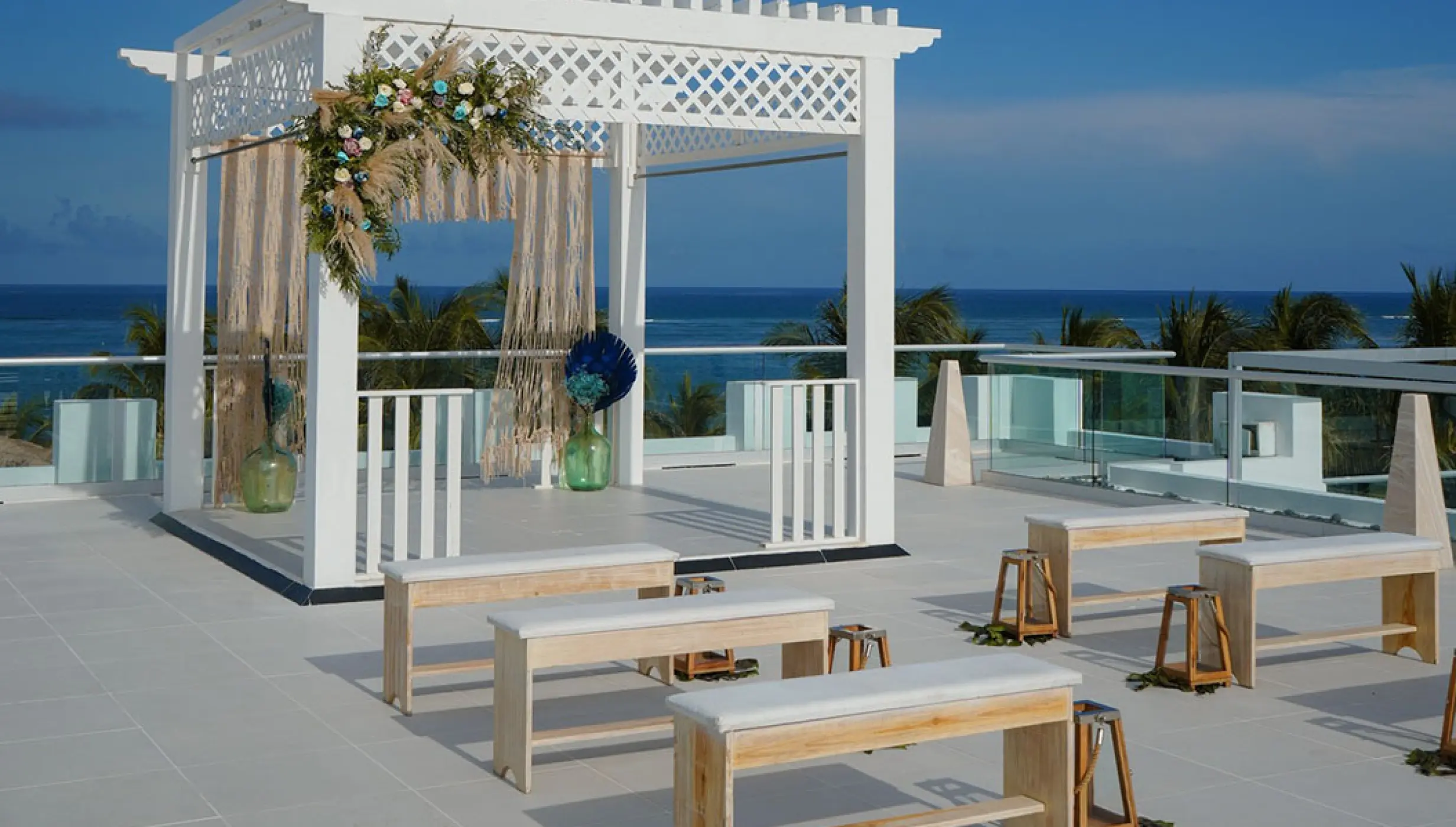 Ceremony decor in Sky Wedding at Margaritaville Island Reserve Riviera Cancun.