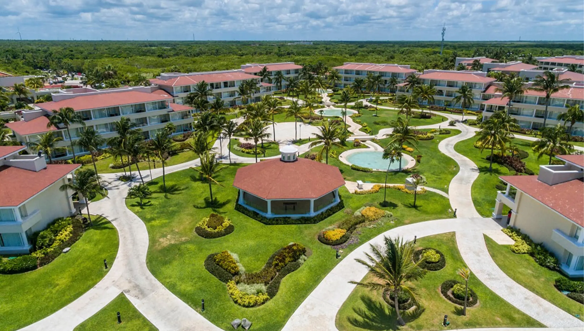 Aerial view of Moon Palace Cancun buildings and Bugambilias Terrace, Cancun