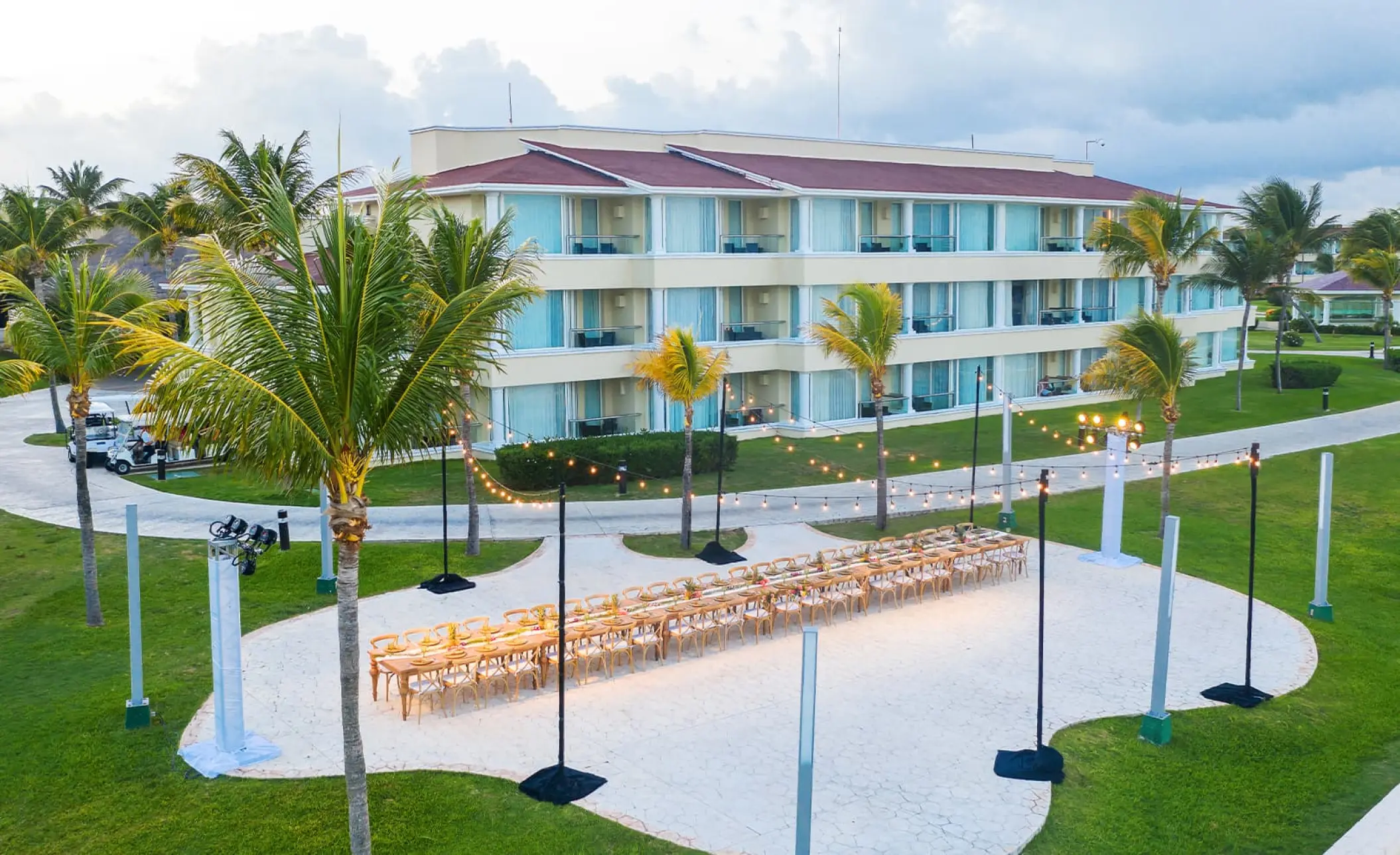 Venado Terrace wedding reception at Moon Palace Cancun, Cancun