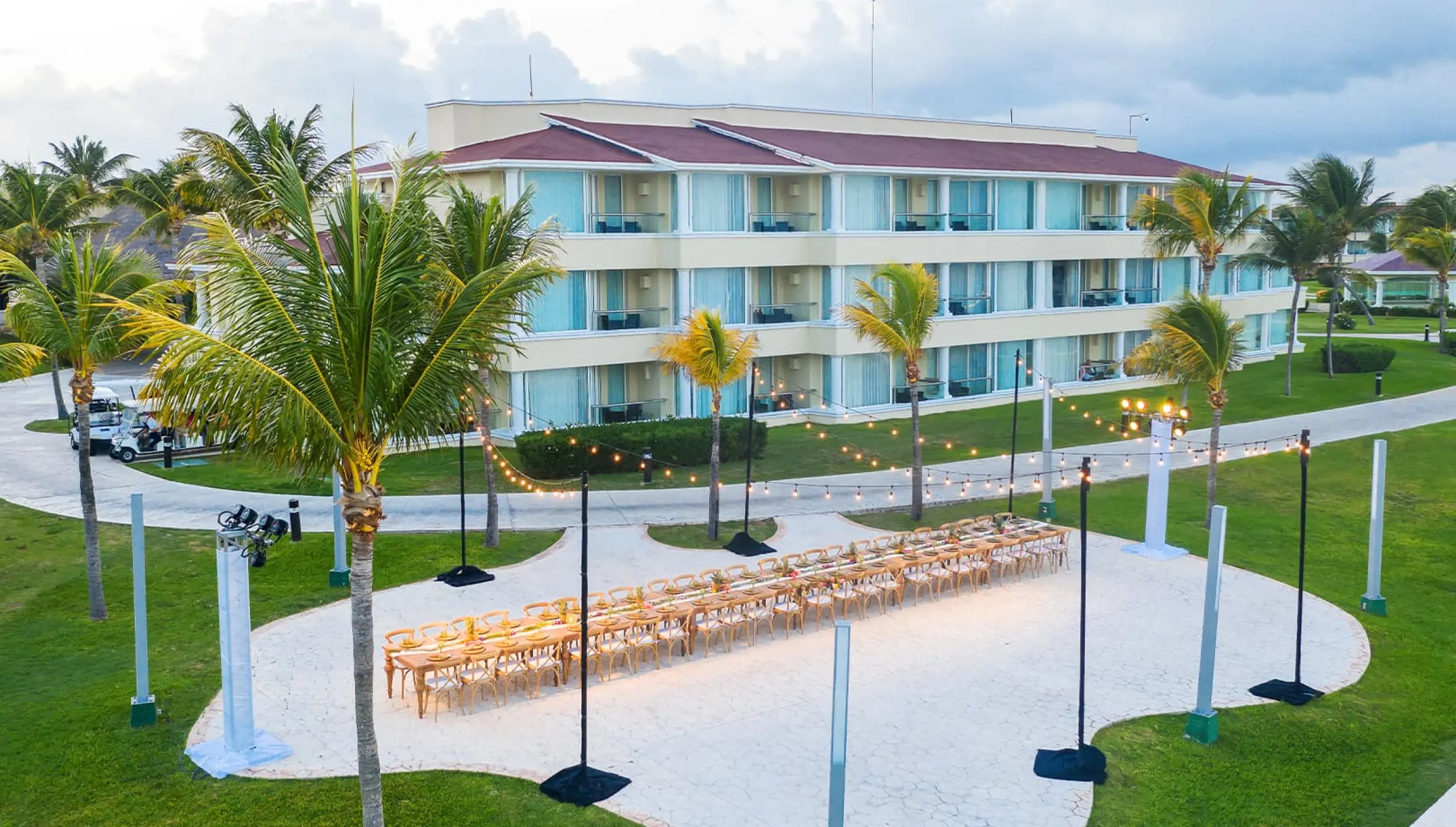 Venado Terrace wedding reception at Moon Palace Cancun, Cancun