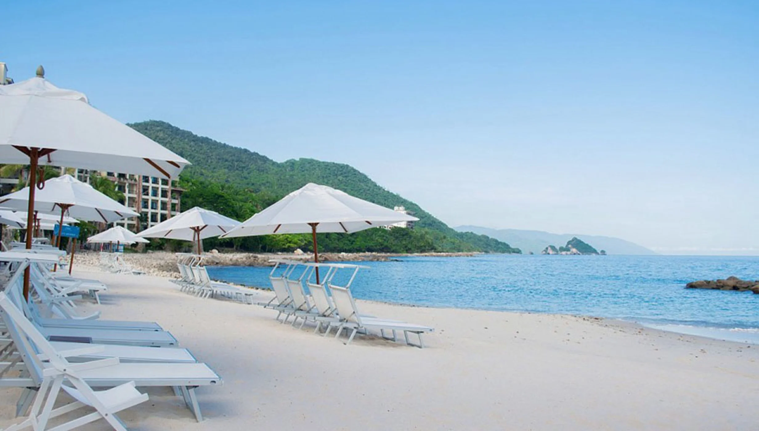 Hotel Mousai Beach Wedding Venue.