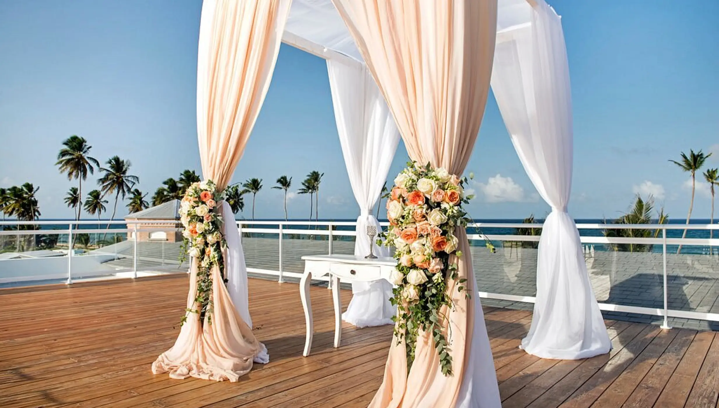 Sky wedding at Nickelodeon Hotels & Resorts Punta Cana