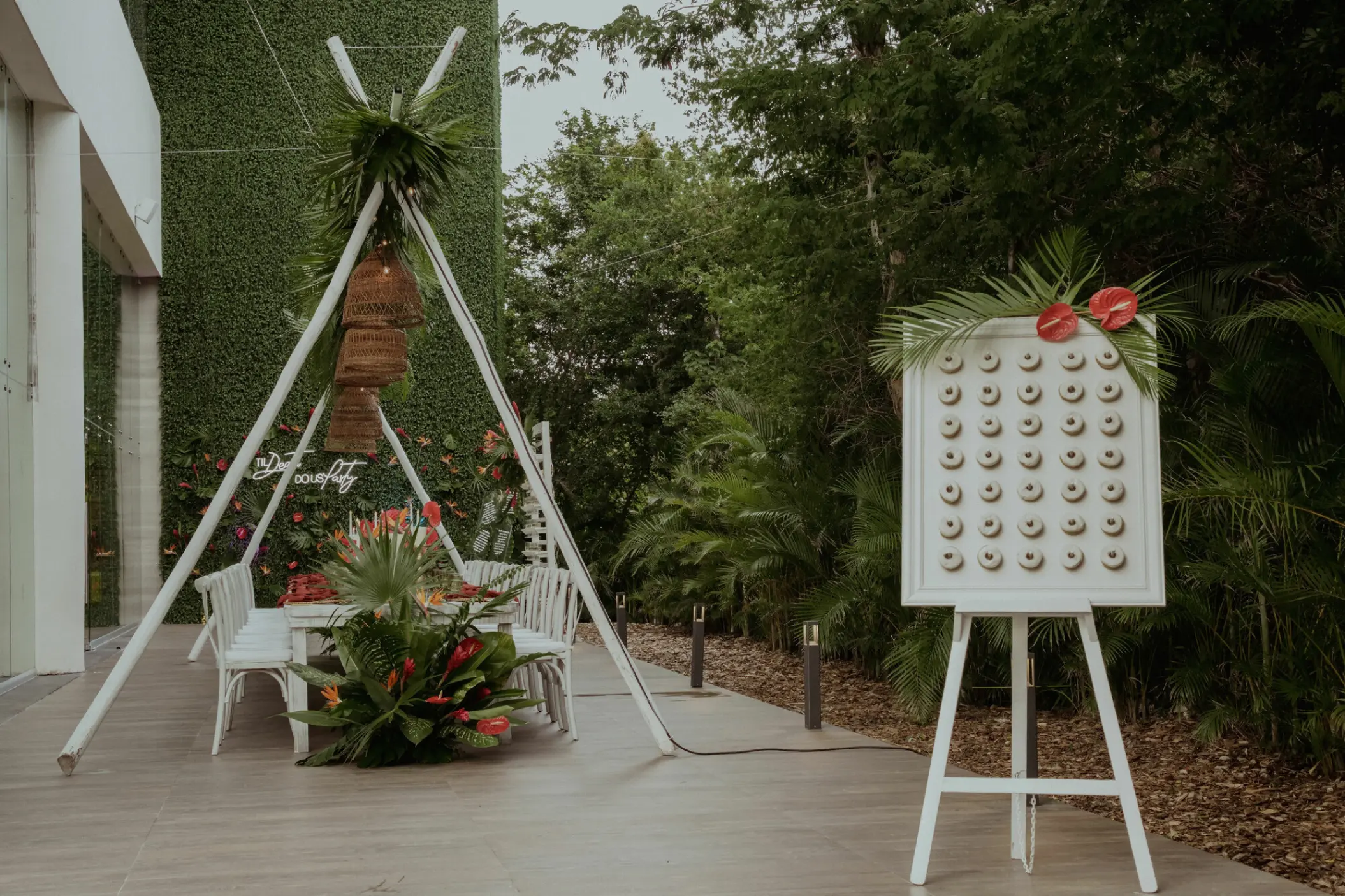 Donut wall and teepee dining setup at Nickelodeon Riviera Maya