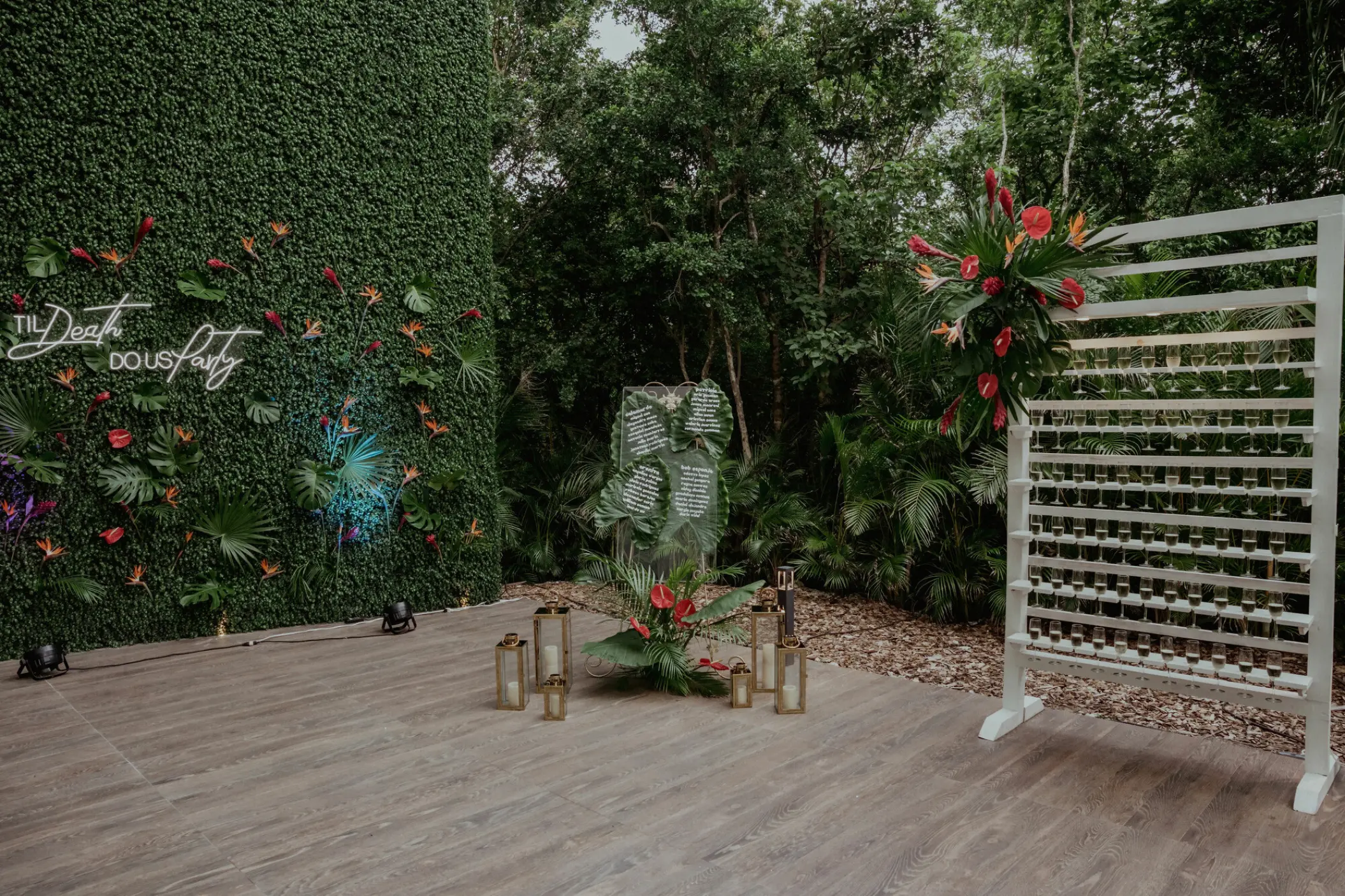 Greenery hedge wall and champagne glass display at Nickelodeon Riviera Maya, Riviera Maya