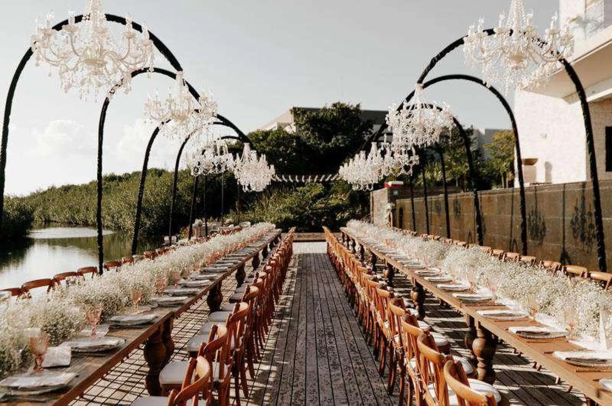 Dinner decor on Terra Nostra Terrace and Lower deck at Nizuc Resort and Spa