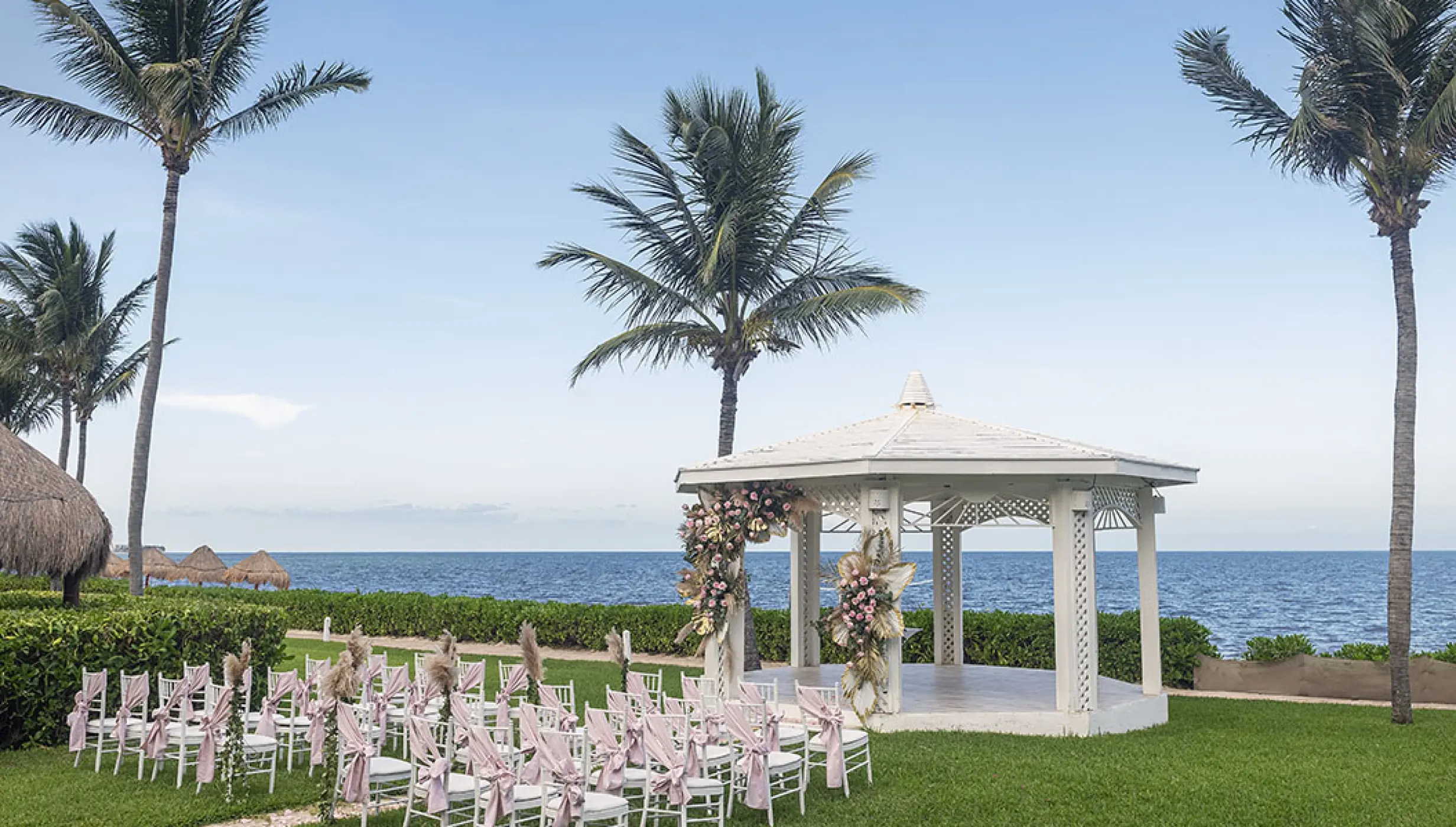 Garden Gazebo right view wedding venue at Ocean Coral Turquesa Resort by H10