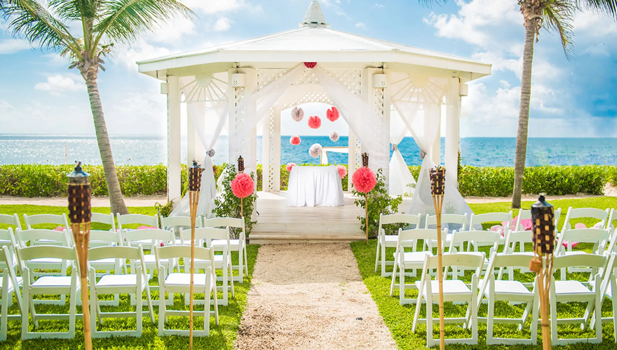 Garden Gazebo Wedding venue at Ocean Coral Turquesa Resort by H10