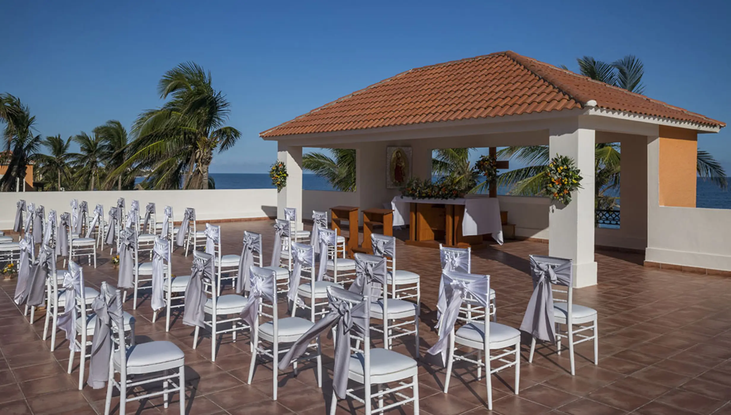 Turquesa Chapel Wedding venue at Ocean Coral and turquesa resort.