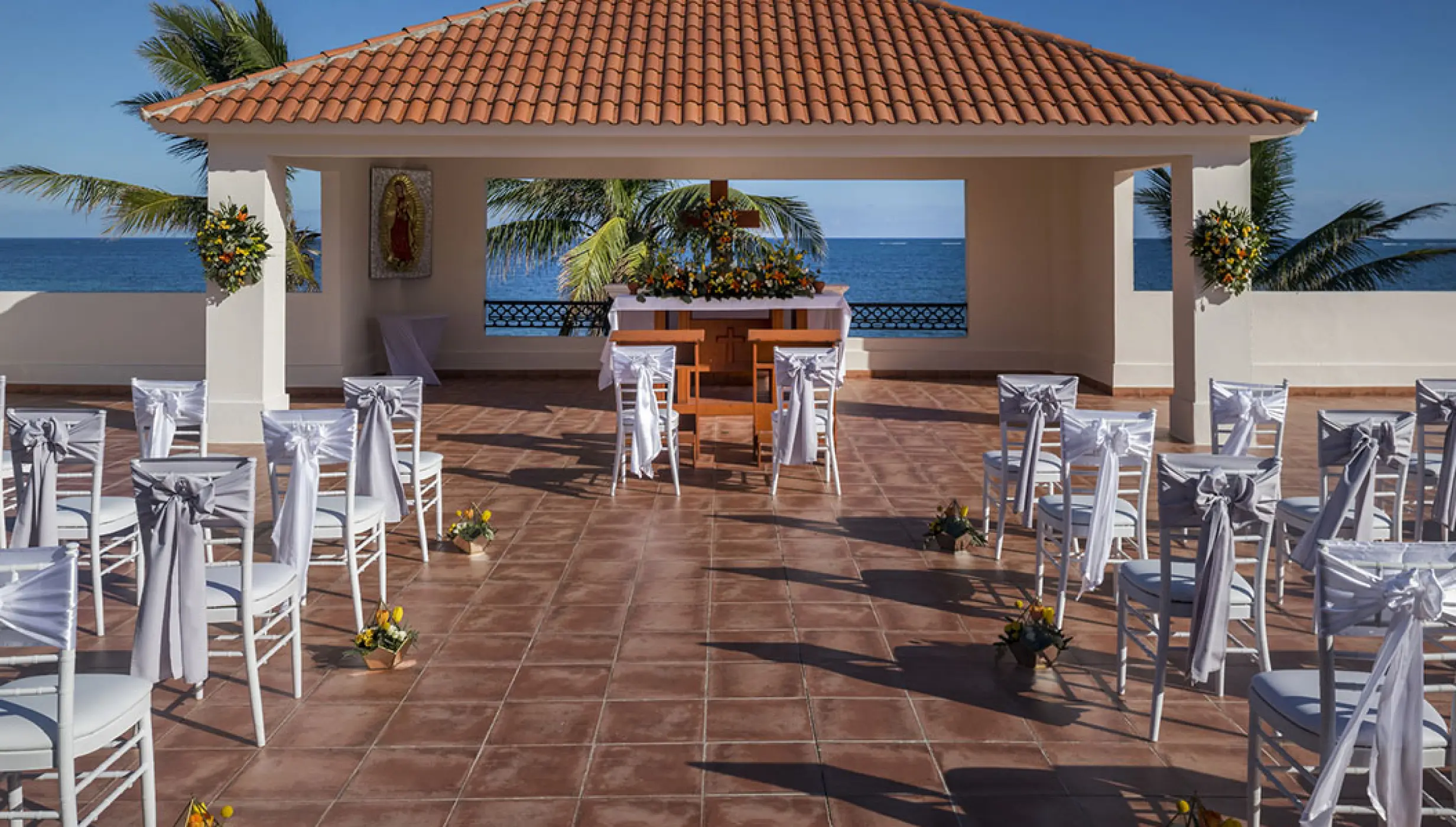 Turquesa Chapel Wedding venue at Ocean Coral and turquesa resort.