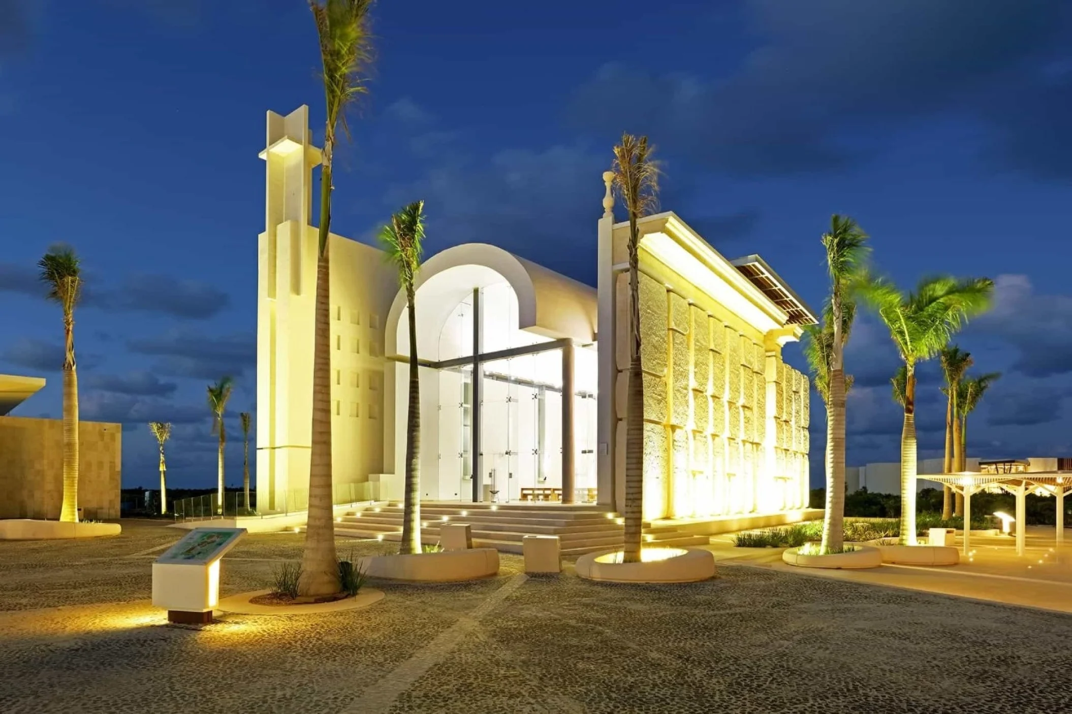 Catholic chapel wedding venue at Grand Palladium Costa Mujeres