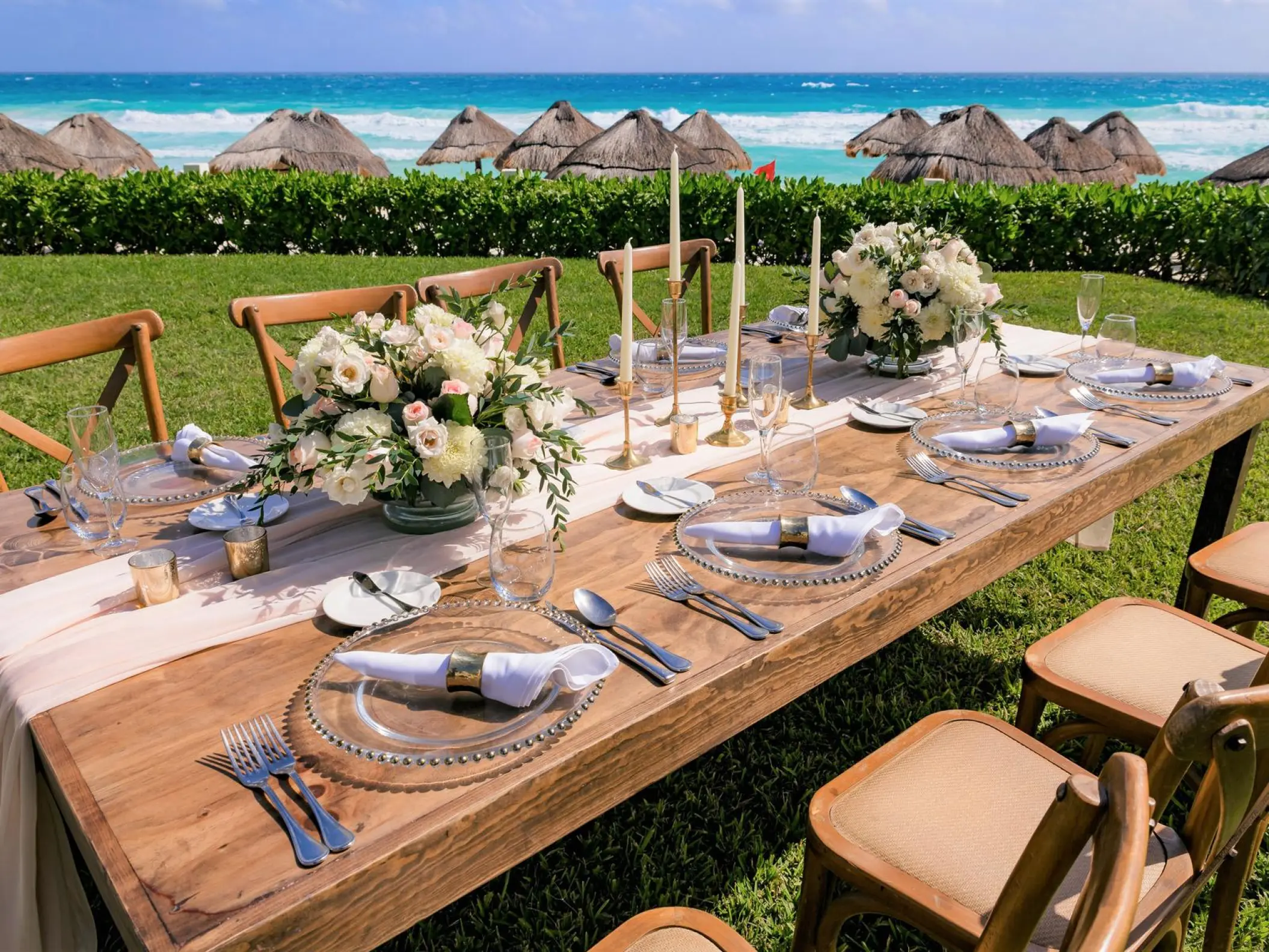 Garden wedding reception setup on the lawn at Paradisus Cancun, Cancun
