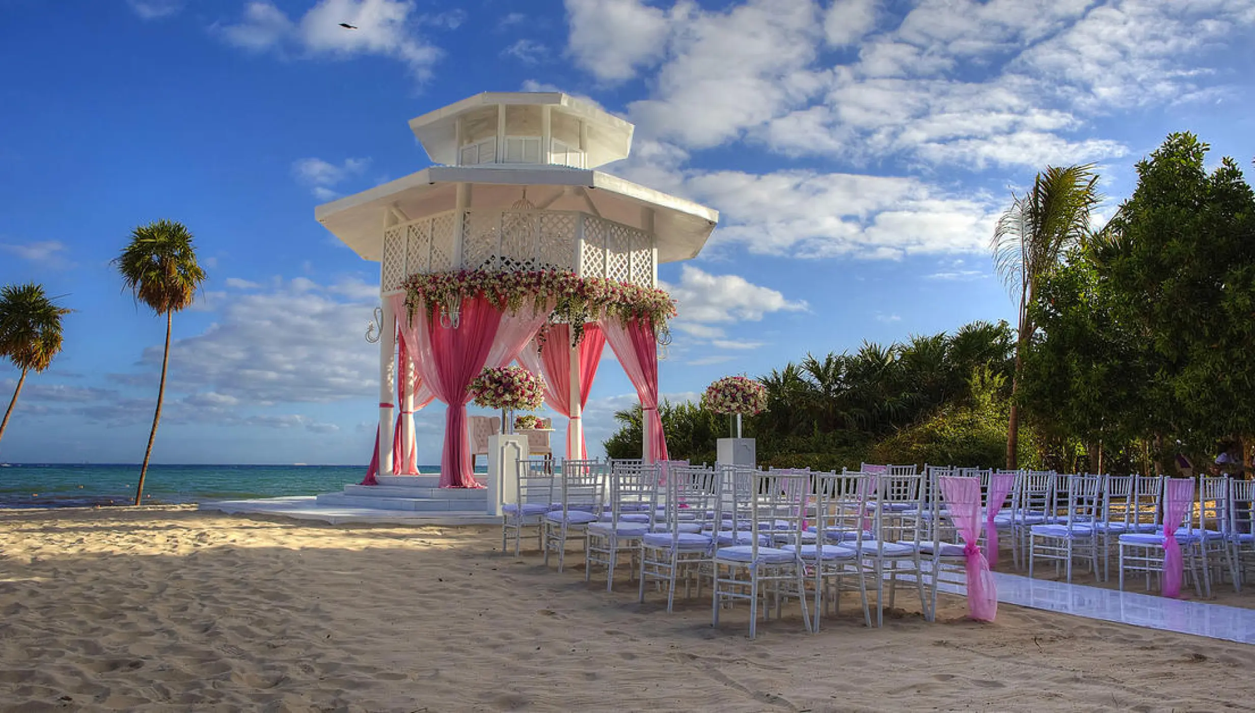 Paradisus La Perla beach wedding venue gazebo with seating
