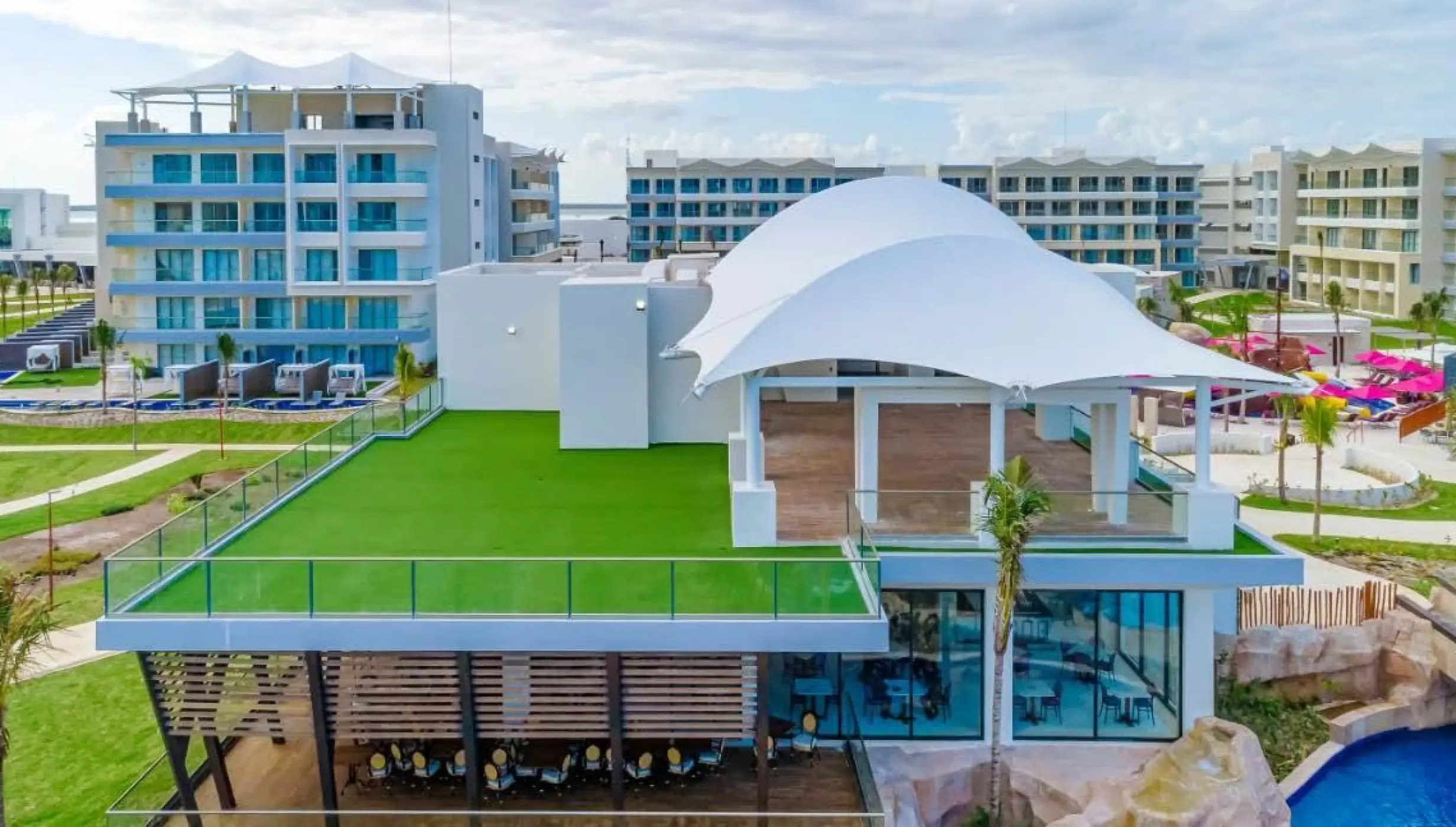 Aerial view of Rooftop Wedding Venue at Planet Hollywood Cancun Resort and Spa