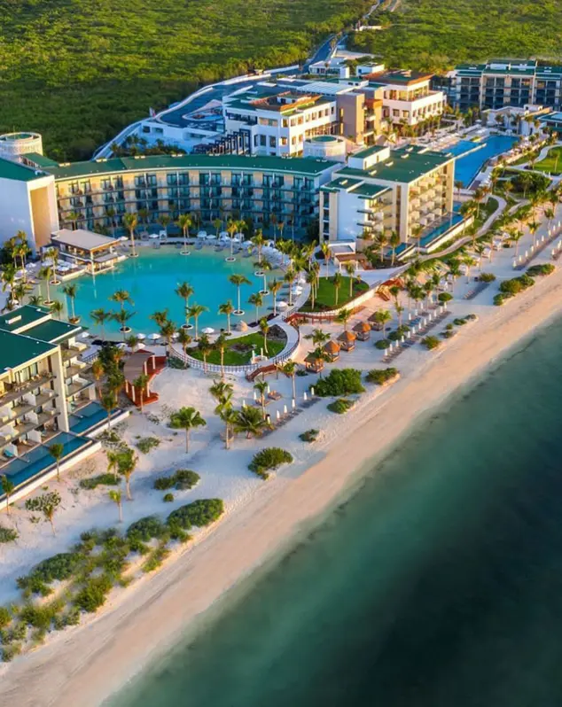 Aerial view of Haven Riviera Cancun beachfront and pools, Riviera Maya