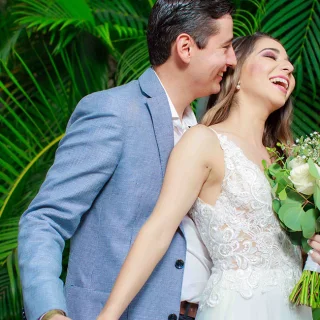 Couple posing at La Plazita wedding venue in Barcelo Puerto Vallarta
