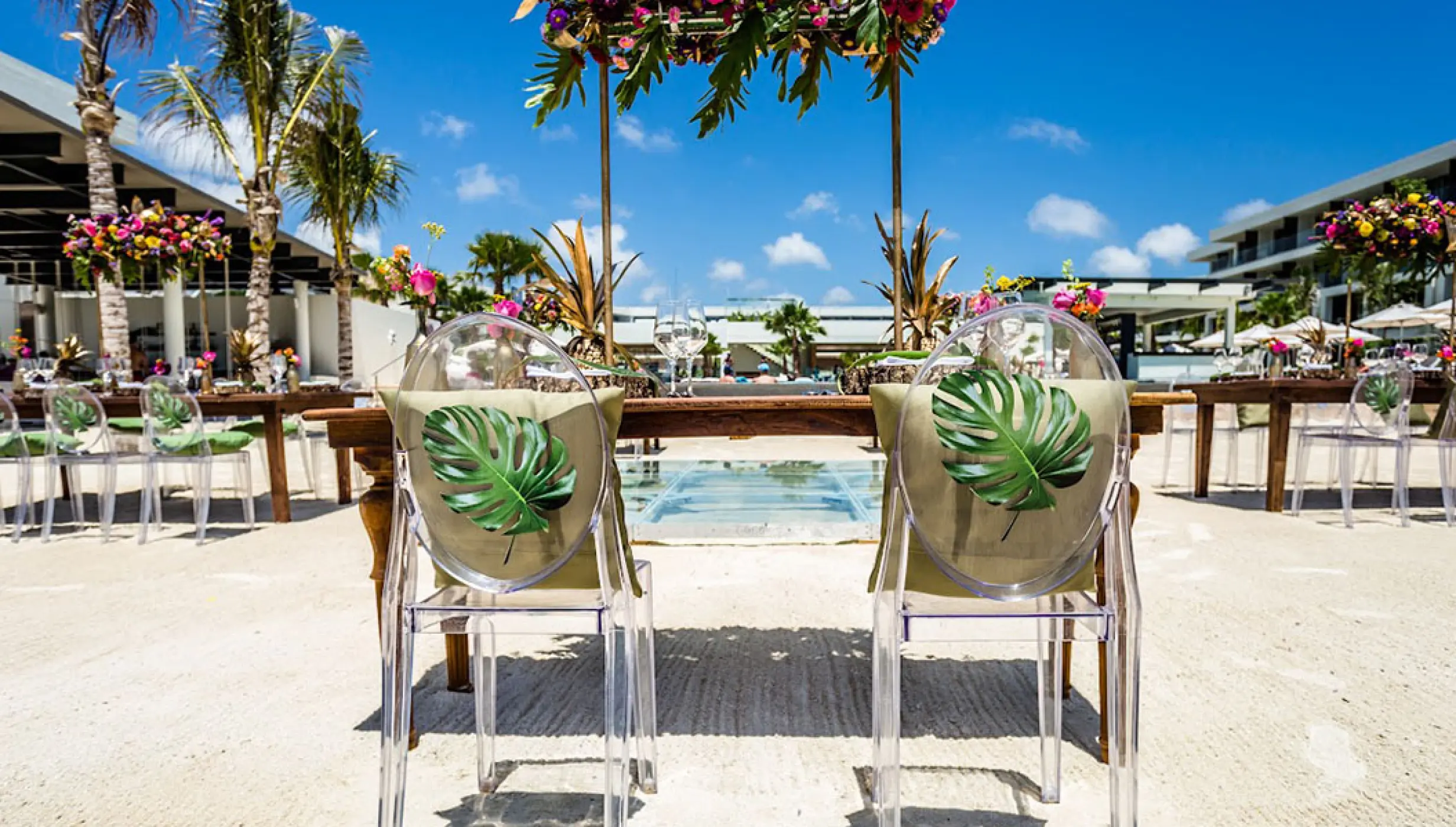 Reception decor in the energy beach at breathless riviera cancun