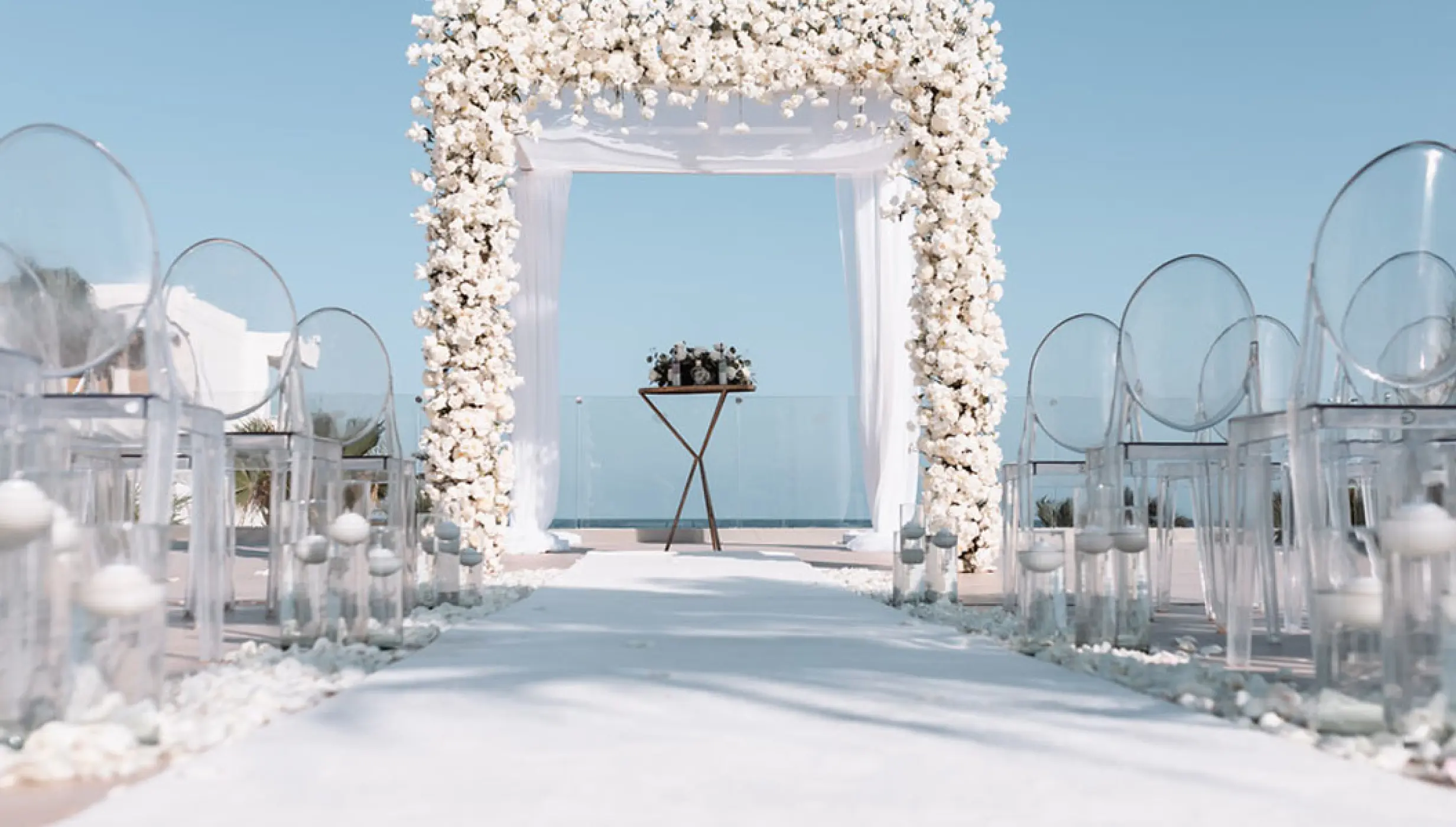 Wedding decor in the purple terrace at breathless riviera cancun