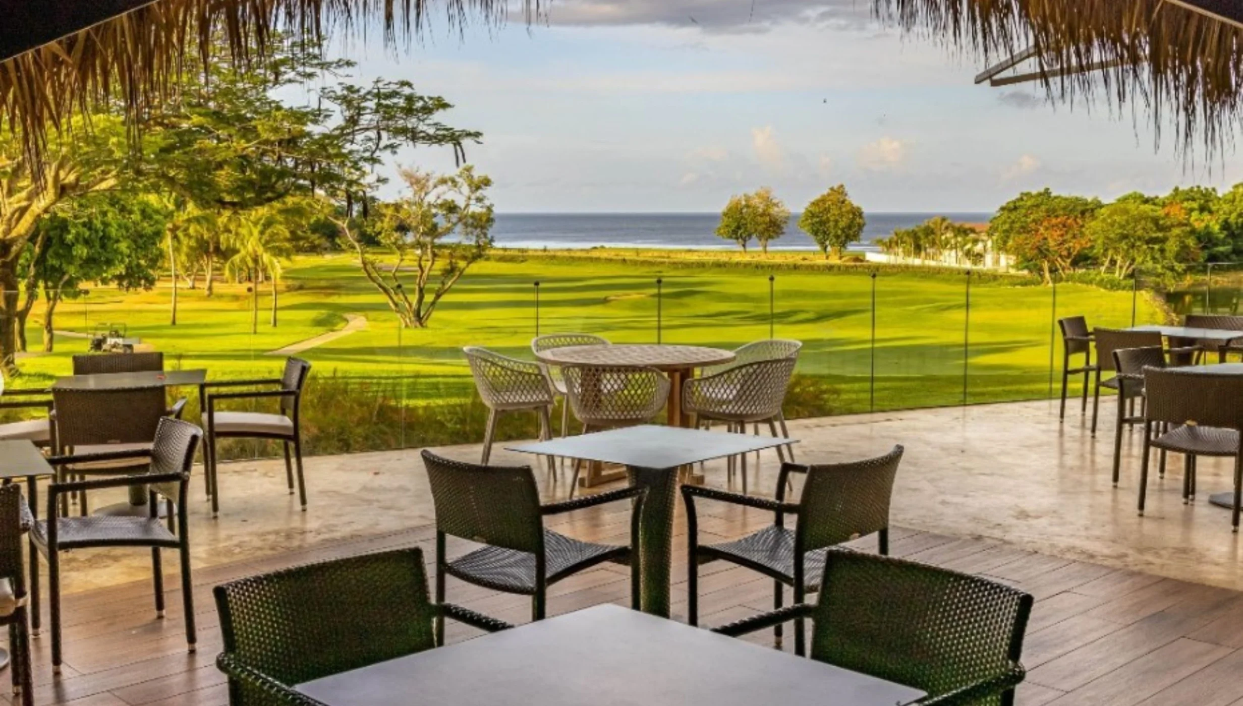 lago restaurant and venue at Casa de Campo