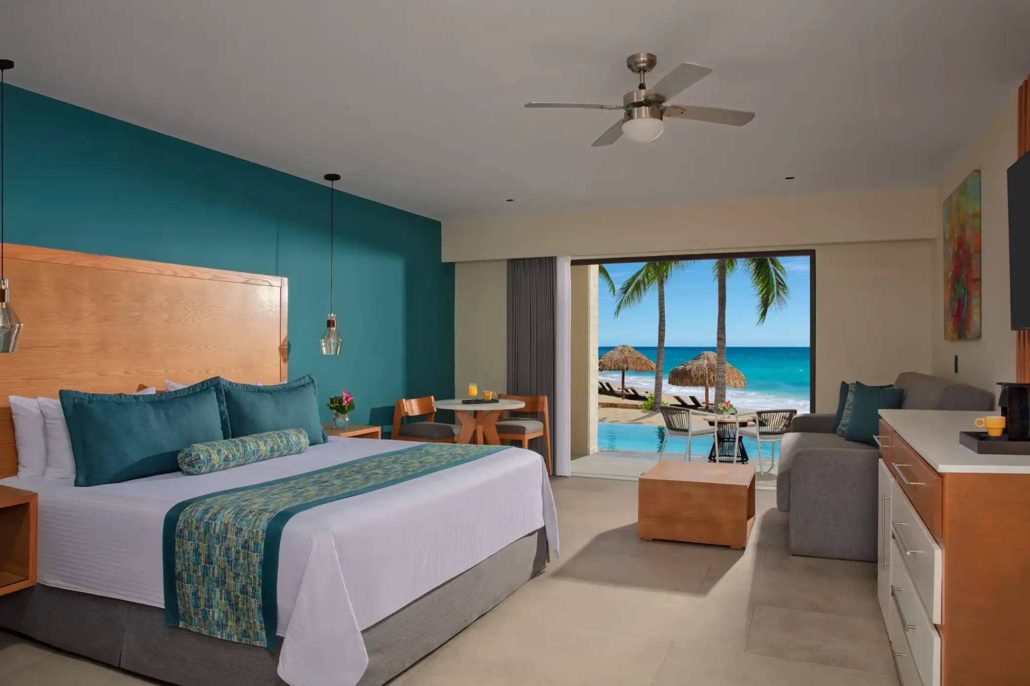 Preferred Club beachfront swim-out suite with ocean views at Dreams Cozumel Cape, Cozumel