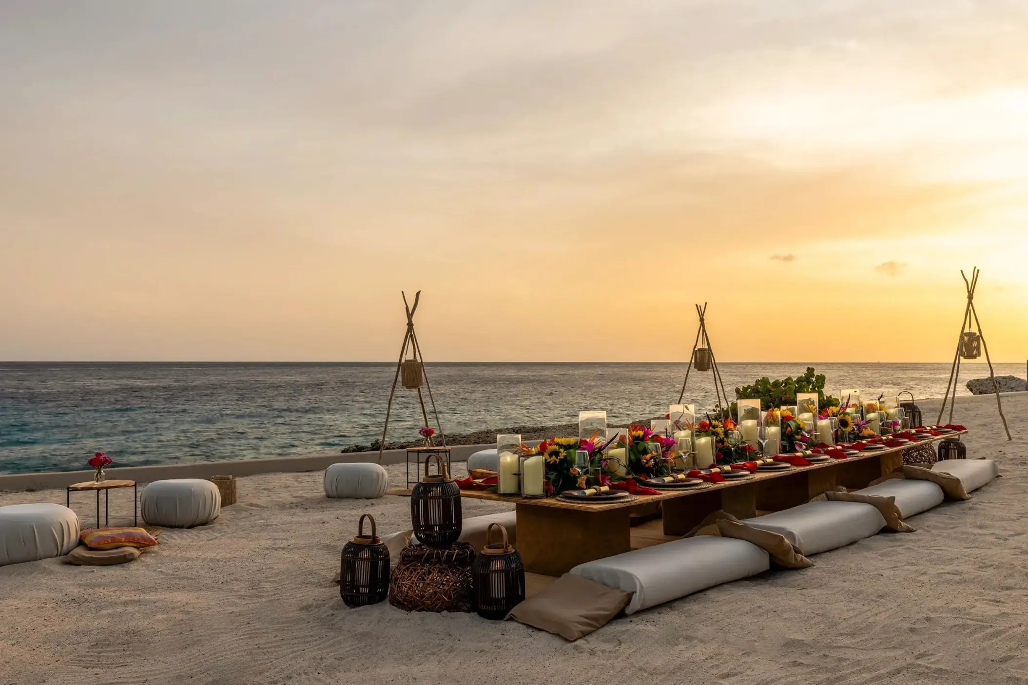 Beachfront wedding reception dinner at Dreams Curacao, Willemstad