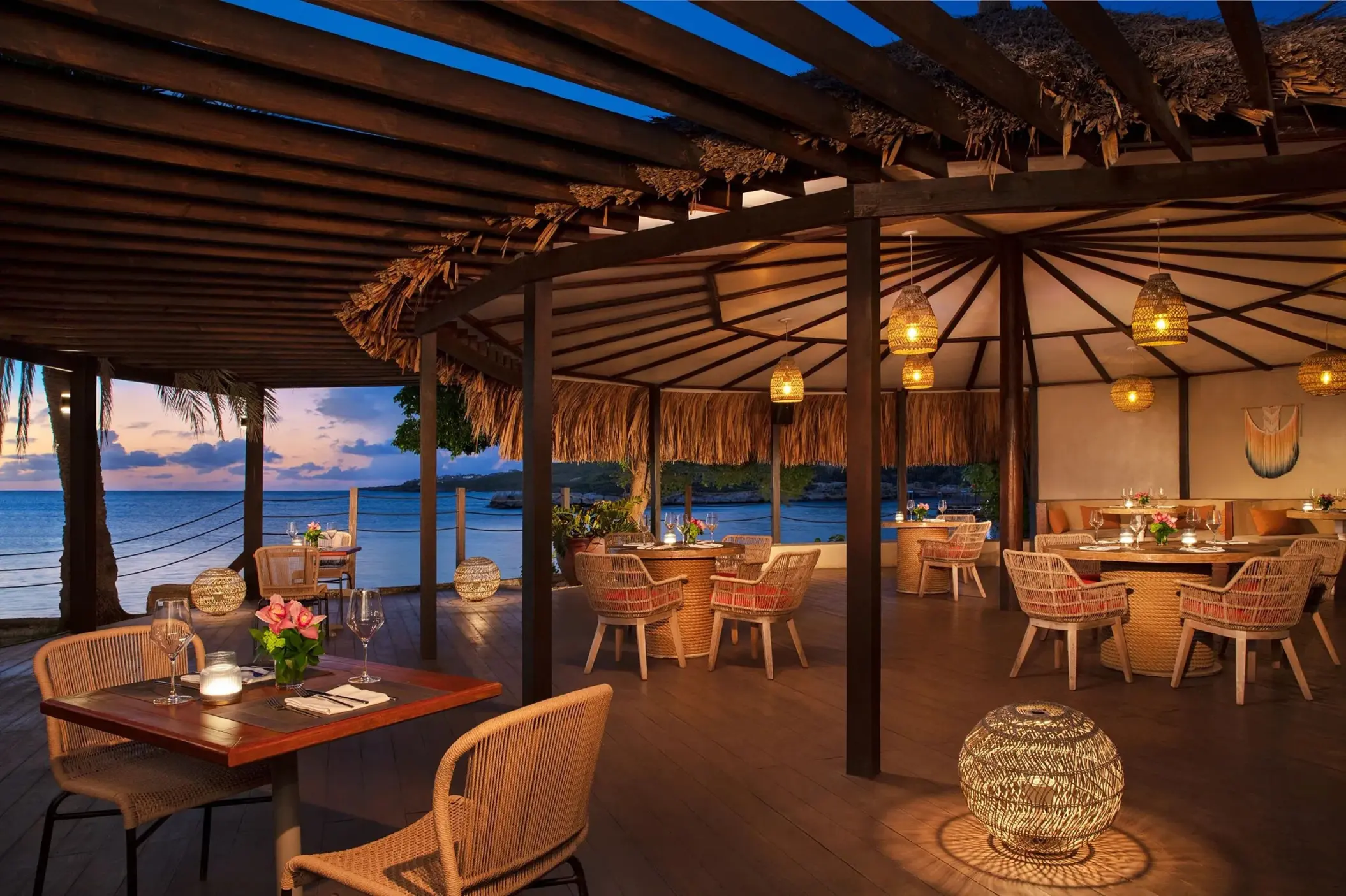 Oceana restaurant beachfront dining area at Dreams Curacao, Willemstad