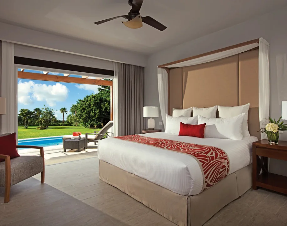 preferred club swim up suite at Dreams Dominicus La Romana