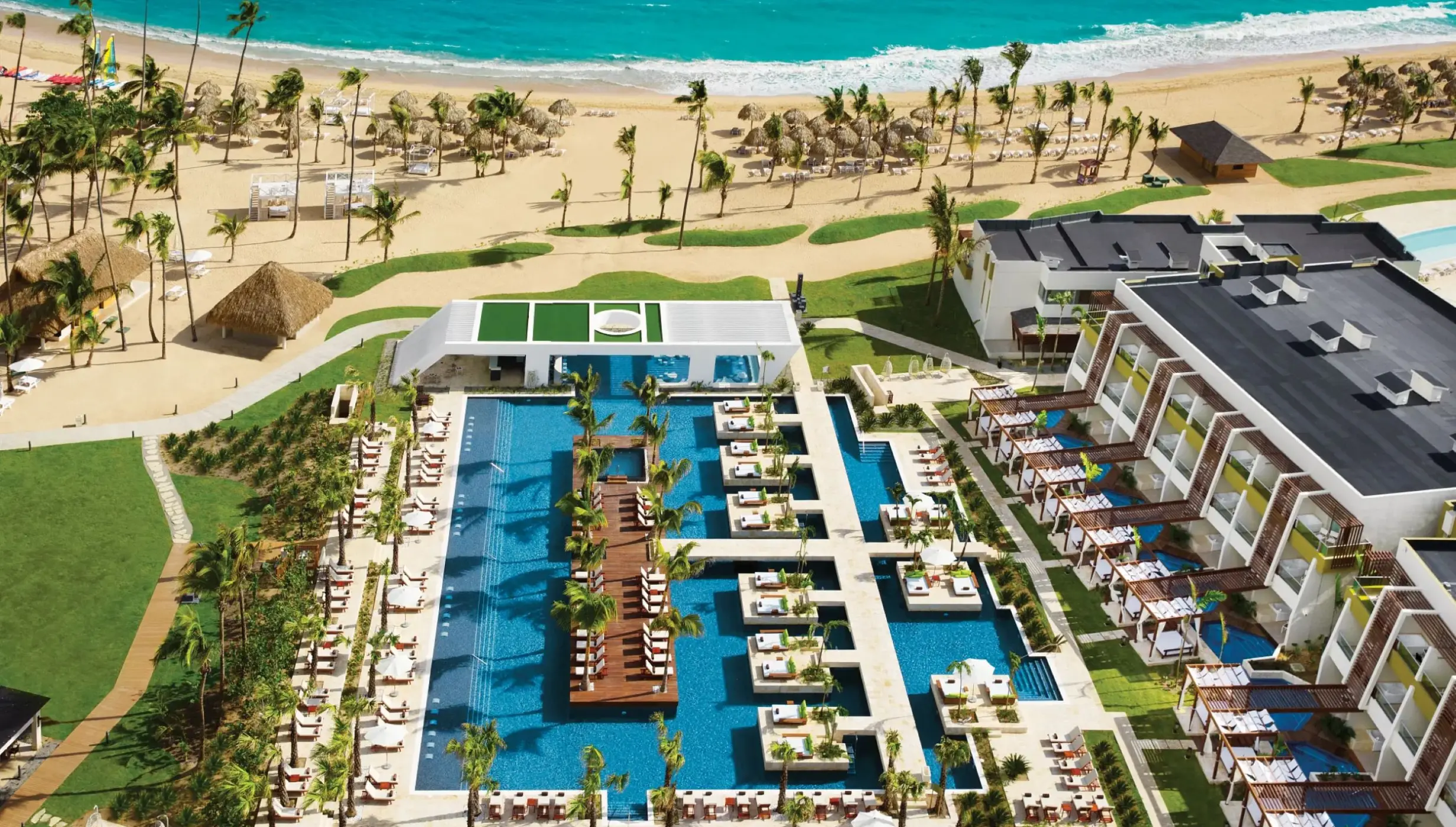 aerial view of the Preferred Club Adults Pool at Dreams Onyx