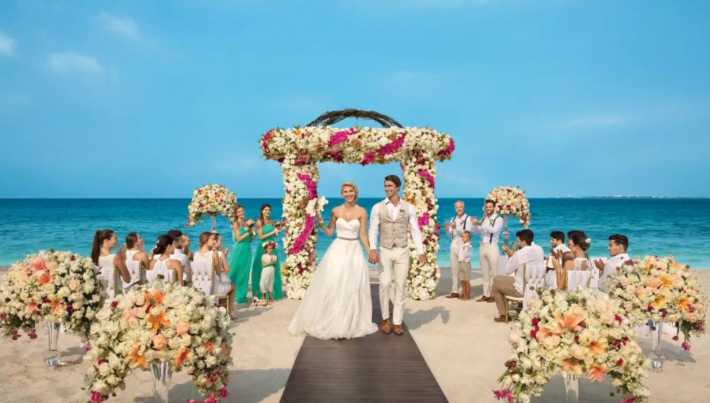 beach wedding at dreams playa mujeres