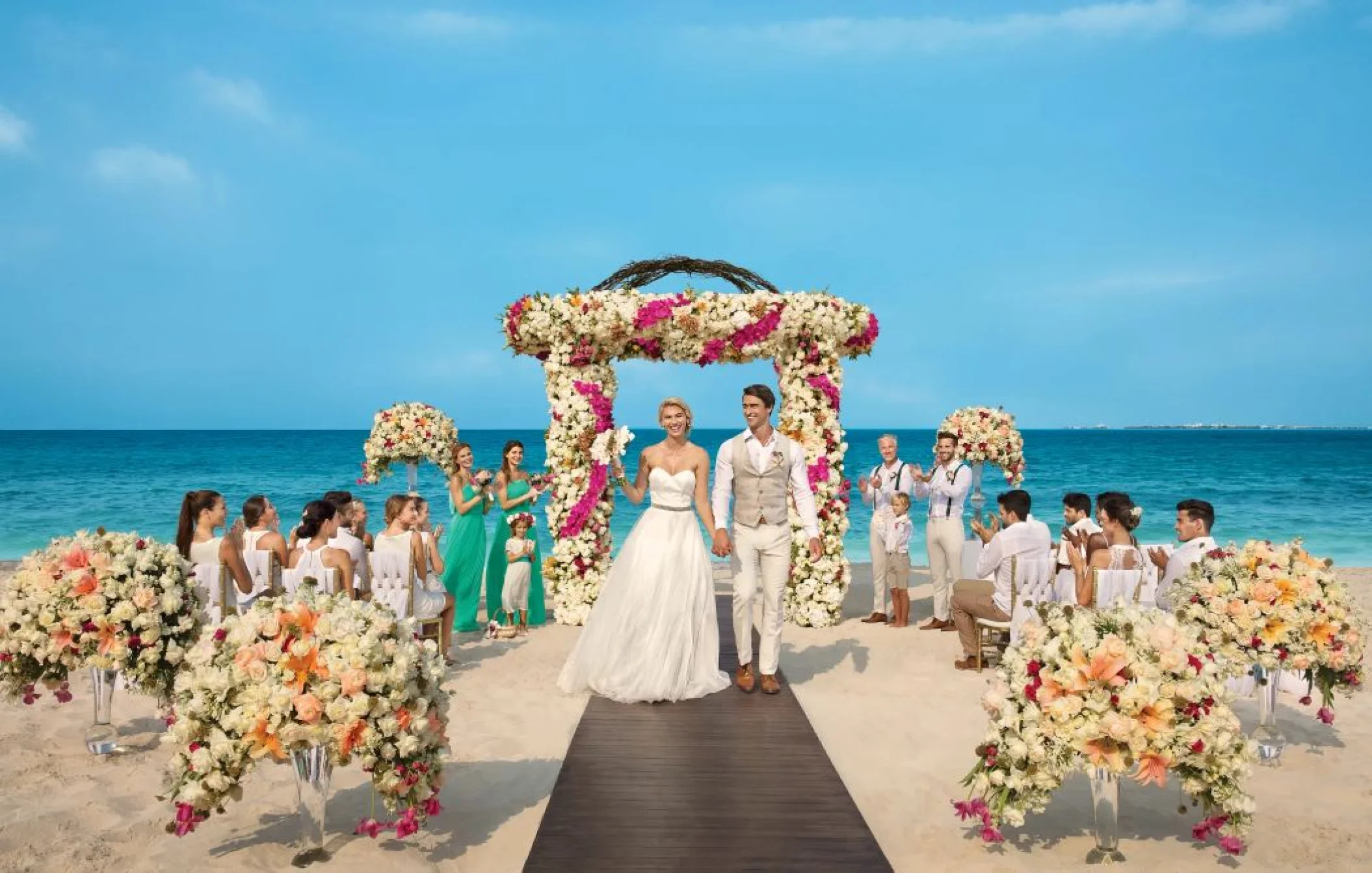 beach wedding at dreams playa mujeres