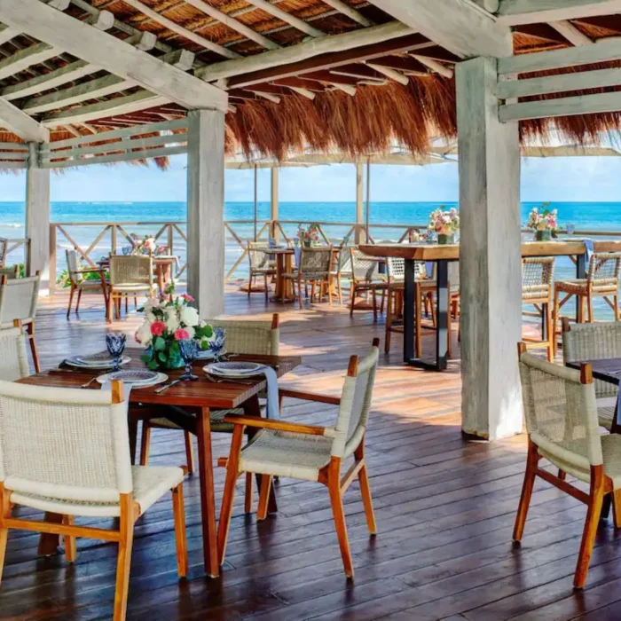 habaneros bar and venue at Dreams Puerto Morelos Resort & Spa
