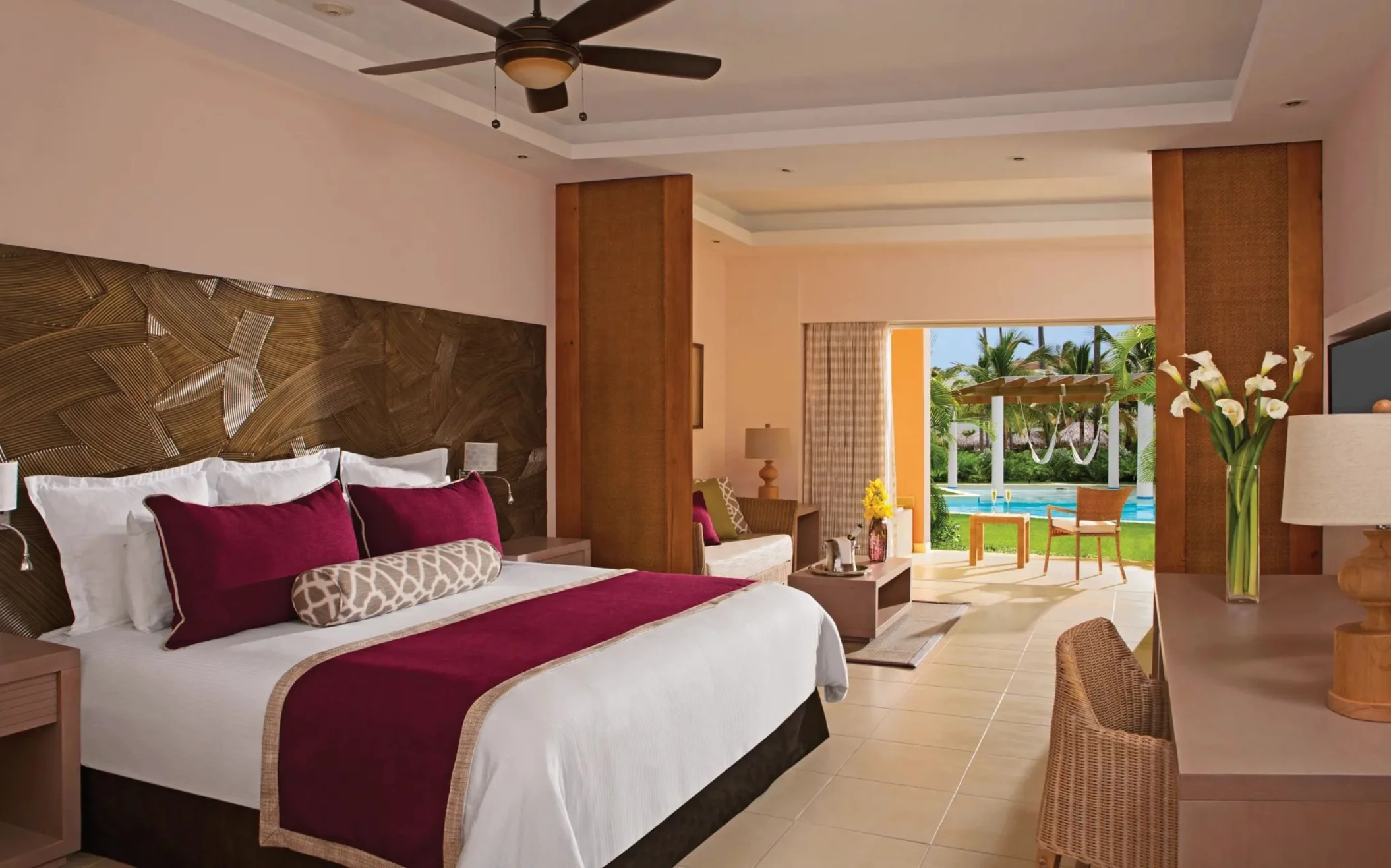 swim-up suite at Dreams Royal Beach Punta Cana