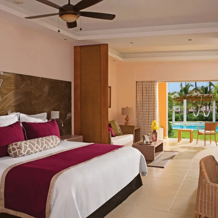 swim-up suite at Dreams Royal Beach Punta Cana