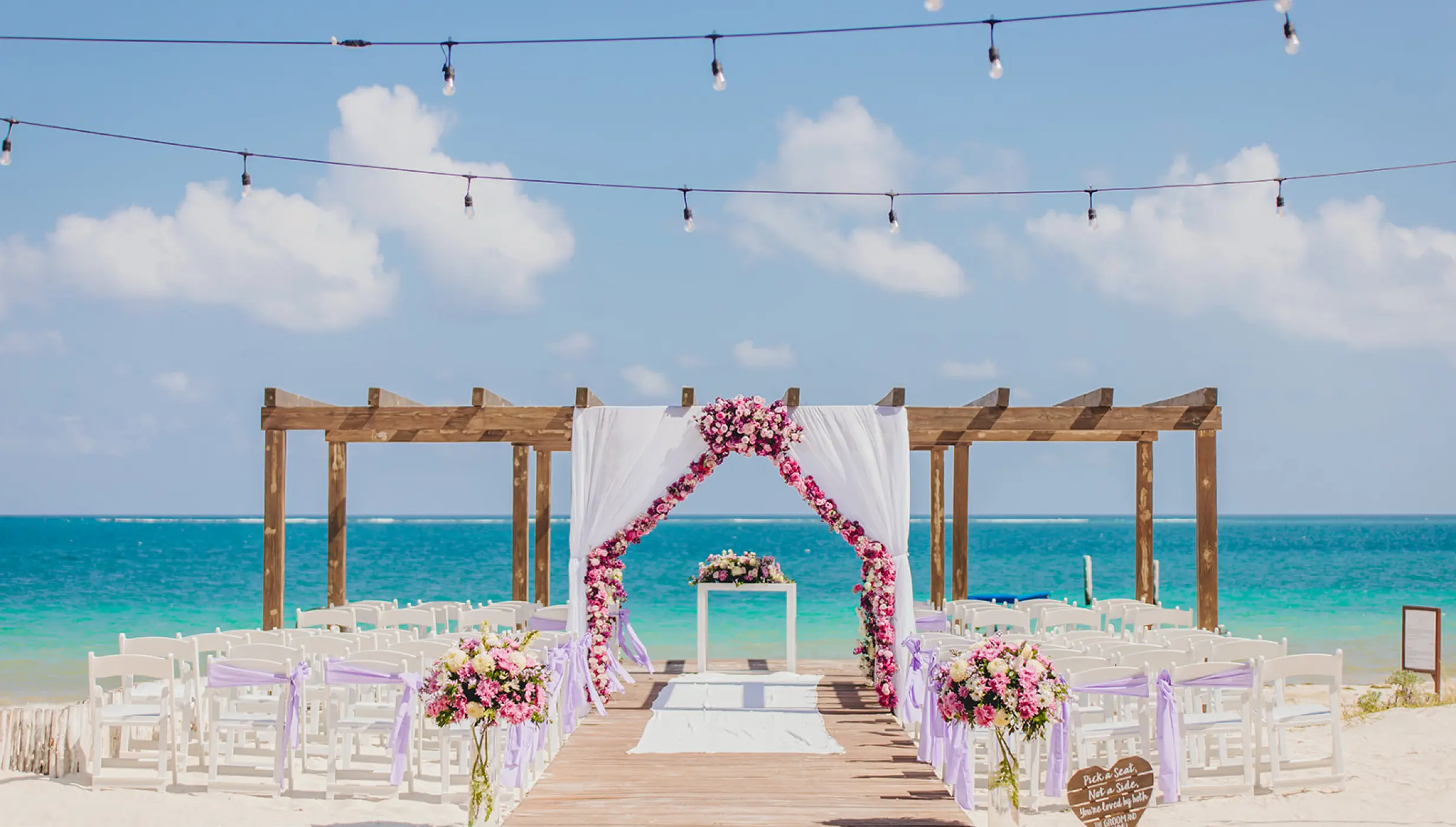 Vista del mar Pergola and Terrace at Dreams Sapphire